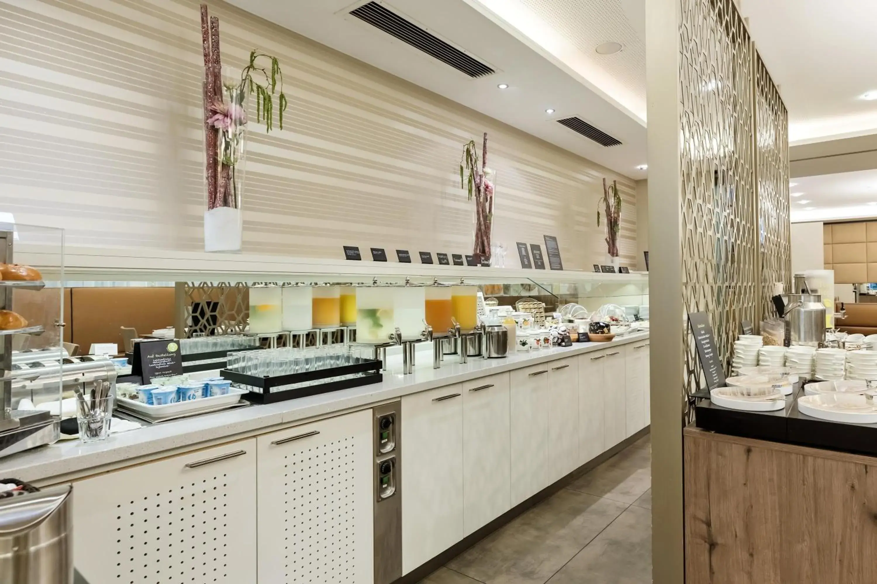 Restaurant/places to eat in Hotel Schillerpark Linz, a member of Radisson Individuals Restaurant/places to eat in Hotel Schillerpark Linz, a member of Radisson Individuals