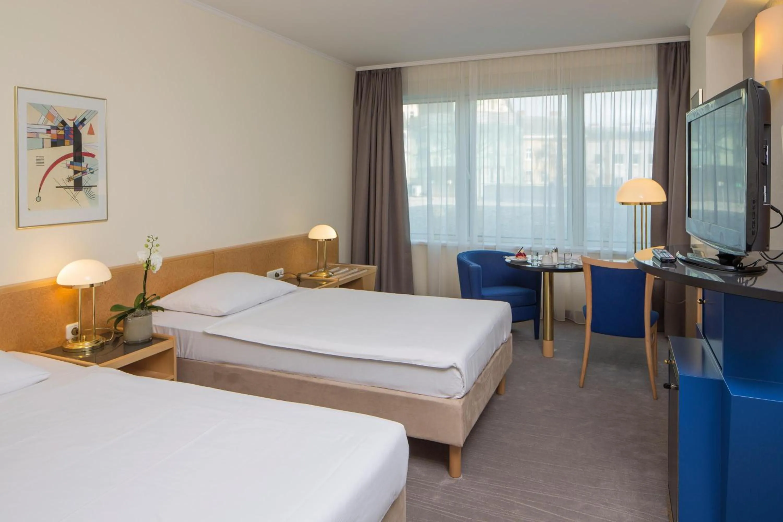 Bed in Hotel Schillerpark Linz, a member of Radisson Individuals