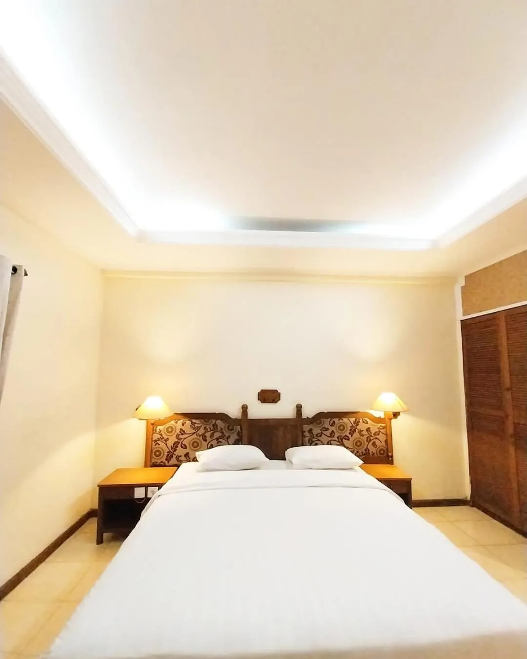 Bedroom, Bed in Bali Bungalo Hotel