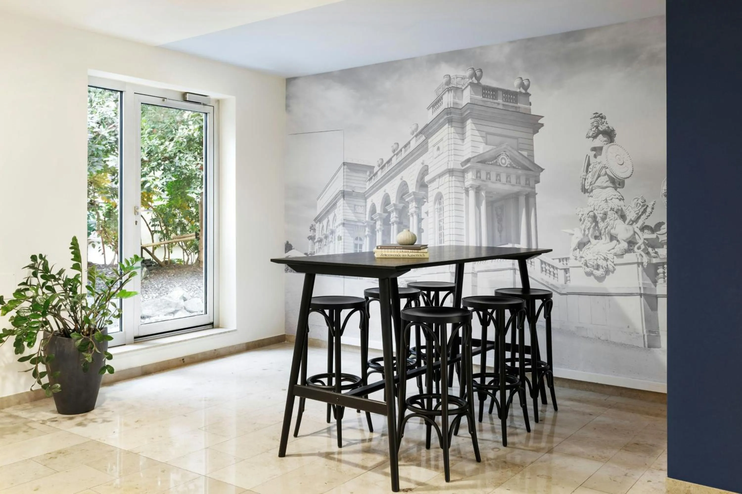 Lobby or reception in Four Points Flex by Sheraton Vienna Mariahilf