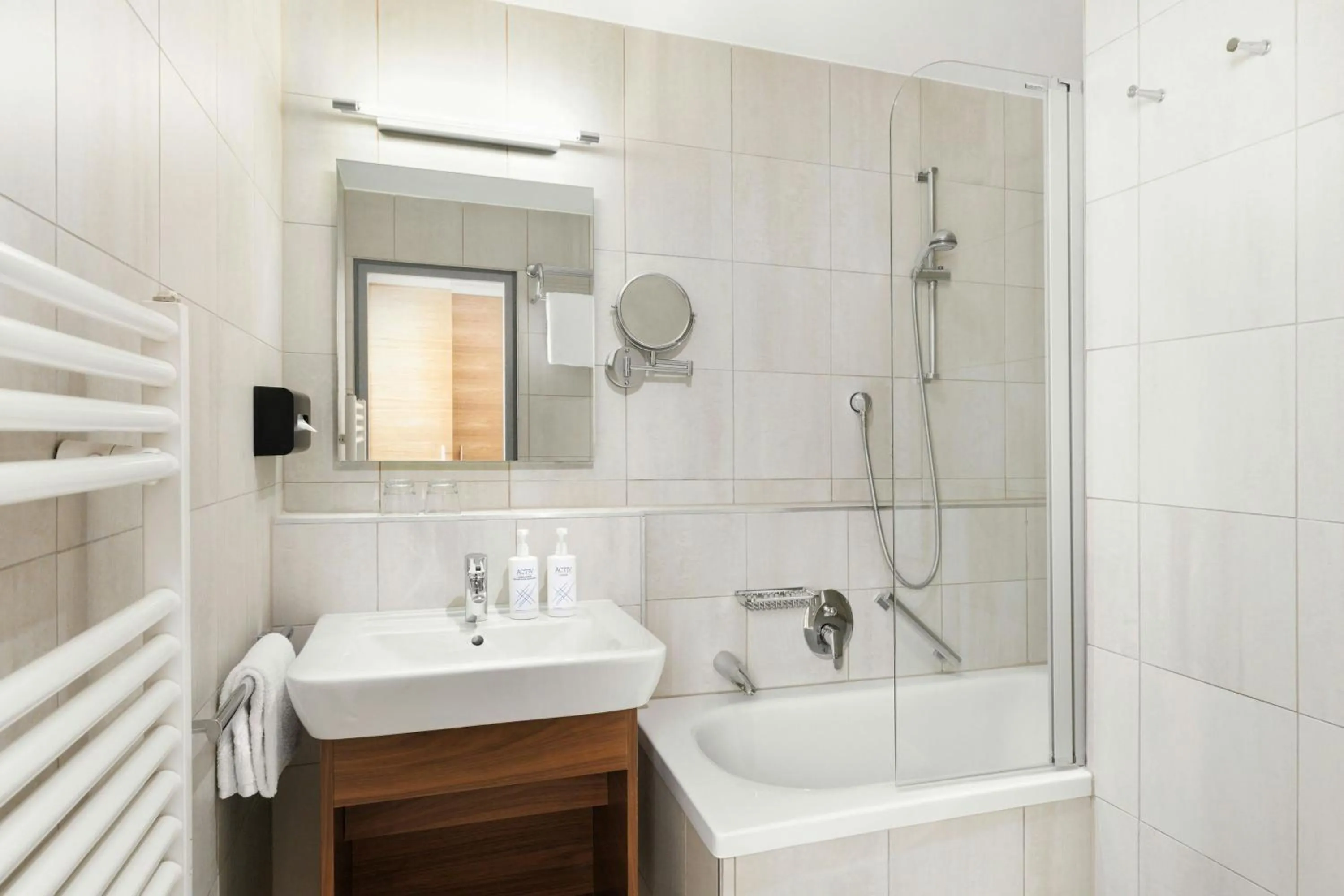 Bathroom in Four Points Flex by Sheraton Vienna Mariahilf