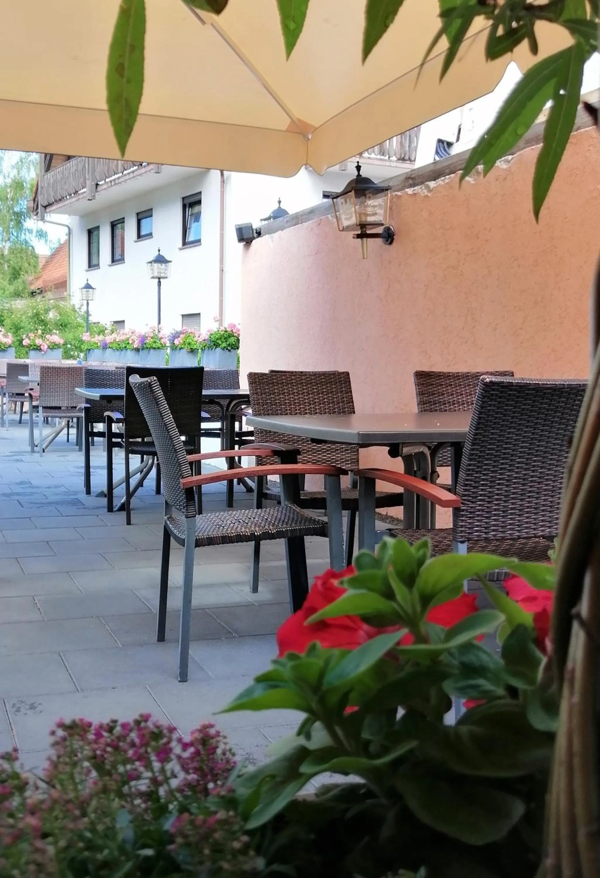 Restaurant/places to eat in Landhotel Schuff