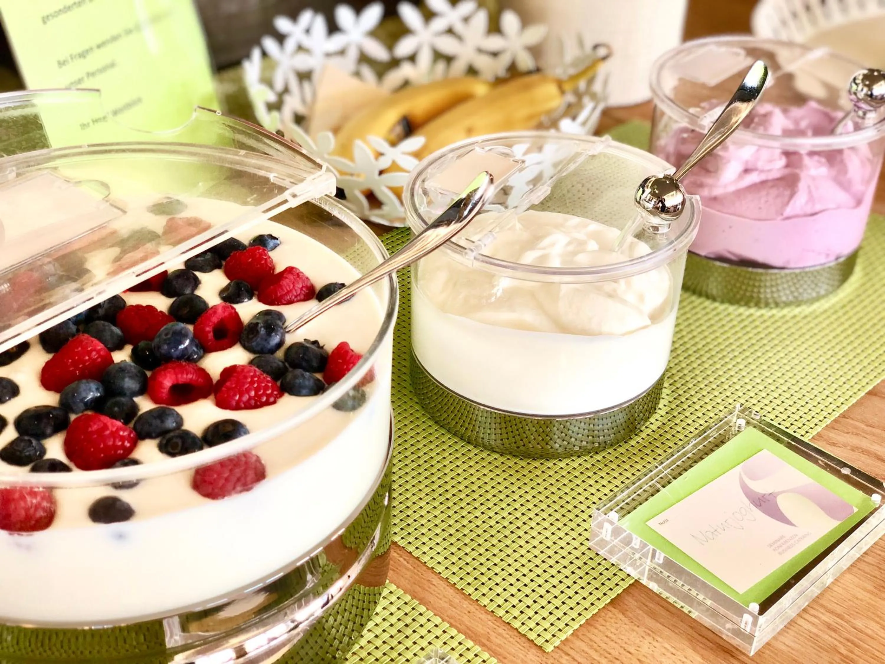 Buffet breakfast in Hotel Weitblick Bielefeld