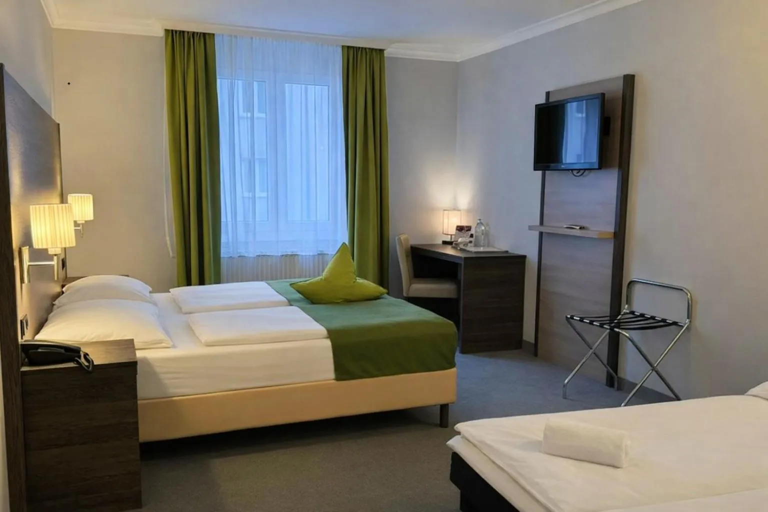 Bed in Arion Cityhotel Vienna