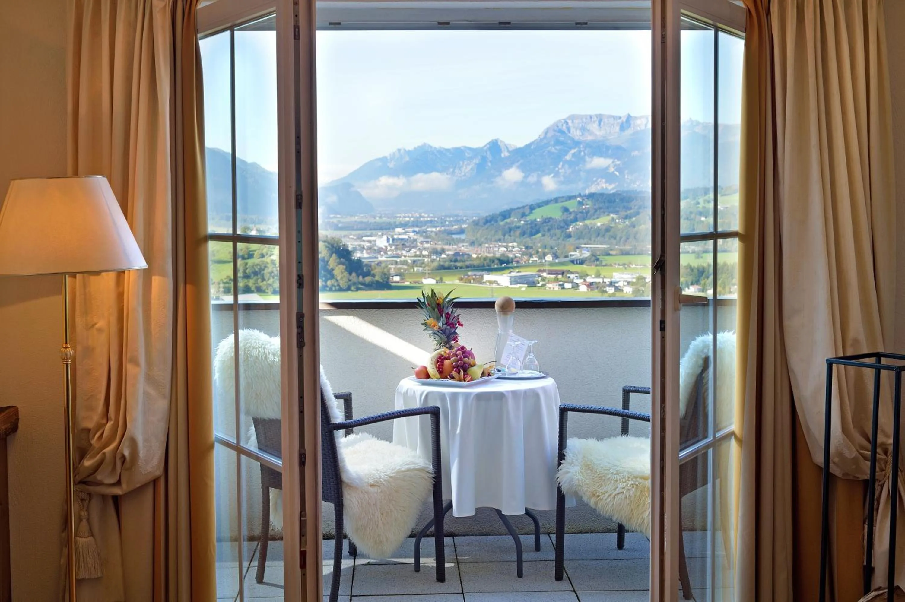 Photo of the whole room in Hotel Panorama Royal