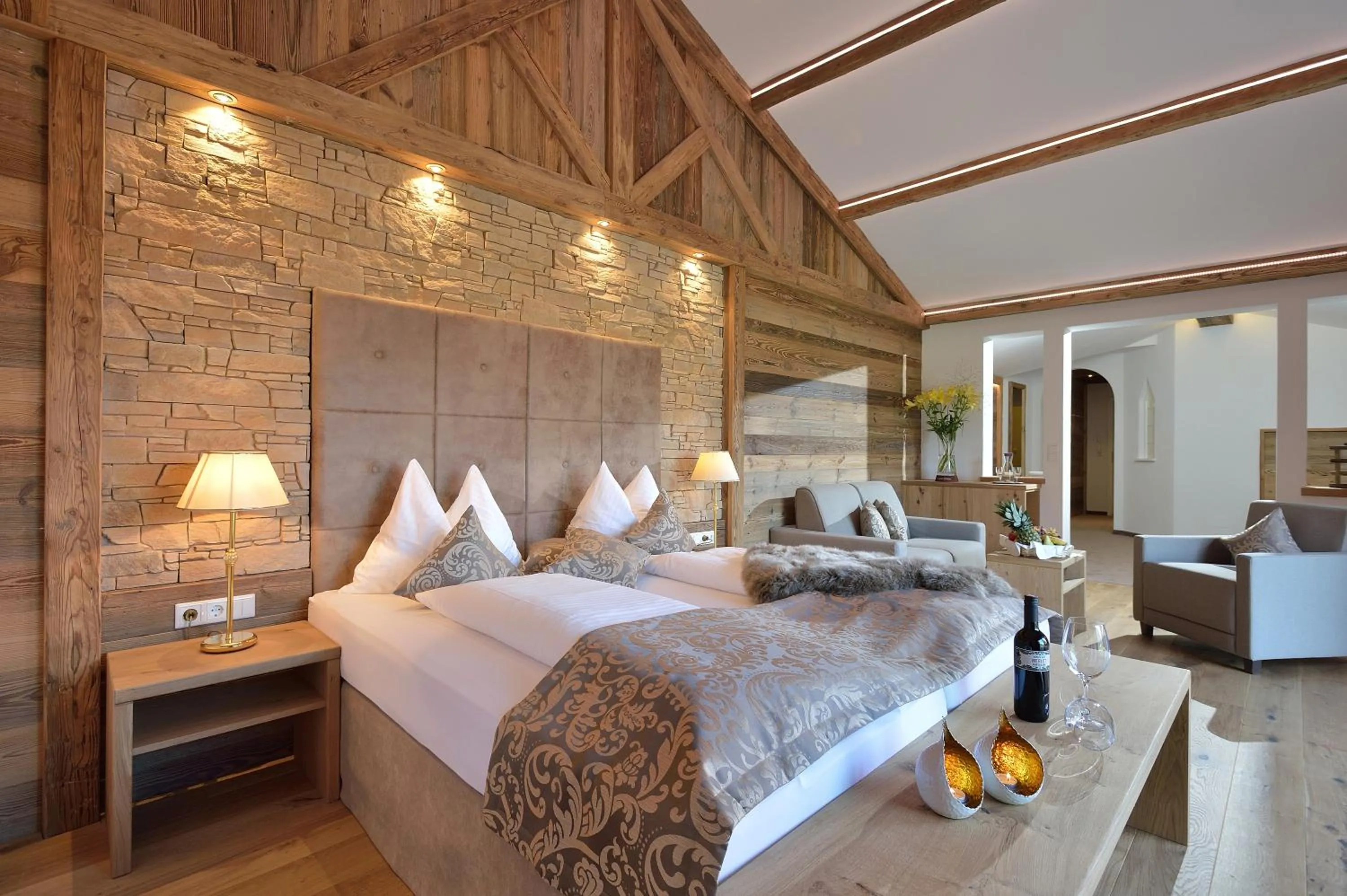 Bedroom, Bed in Hotel Panorama Royal