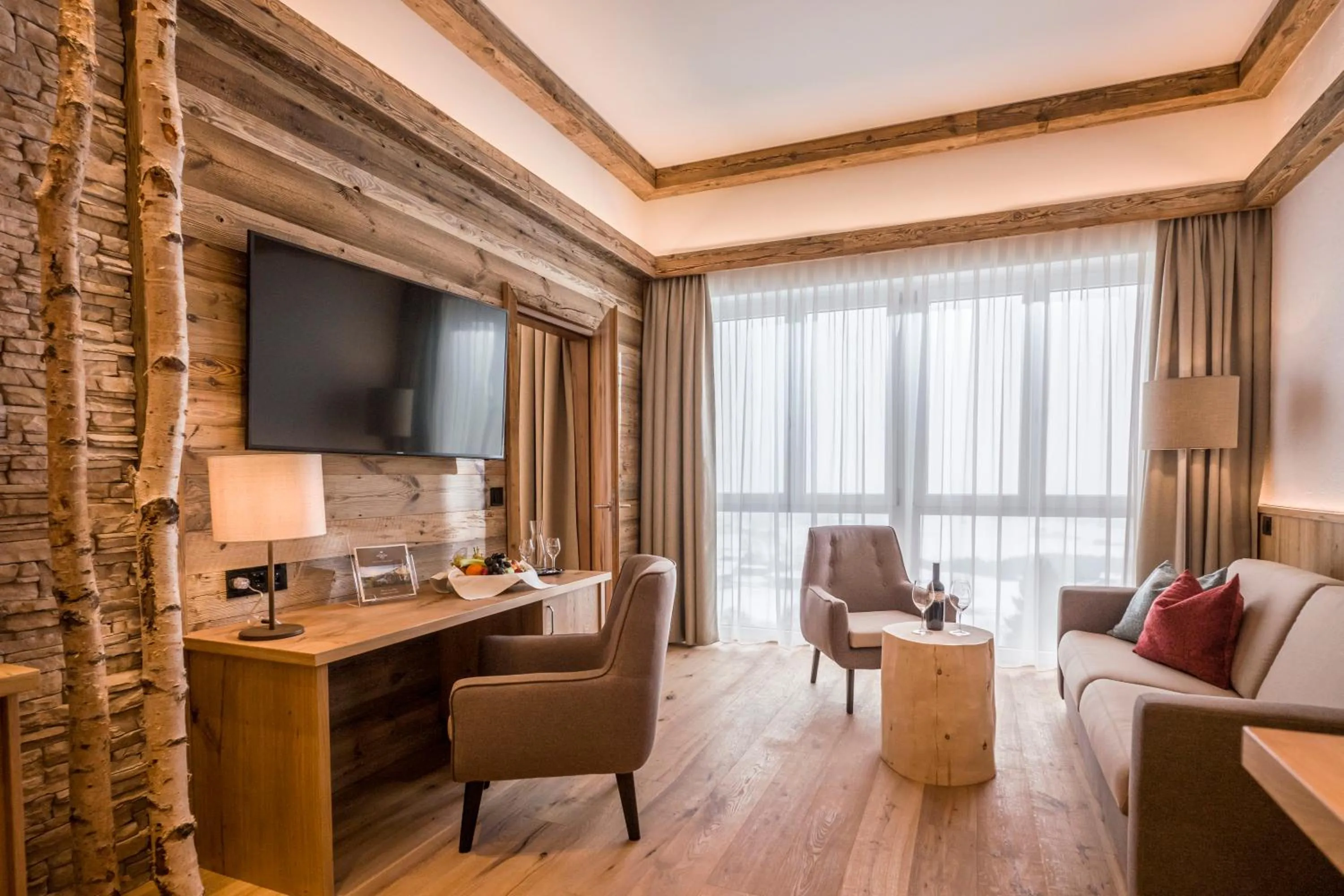 Photo of the whole room in Hotel Panorama Royal