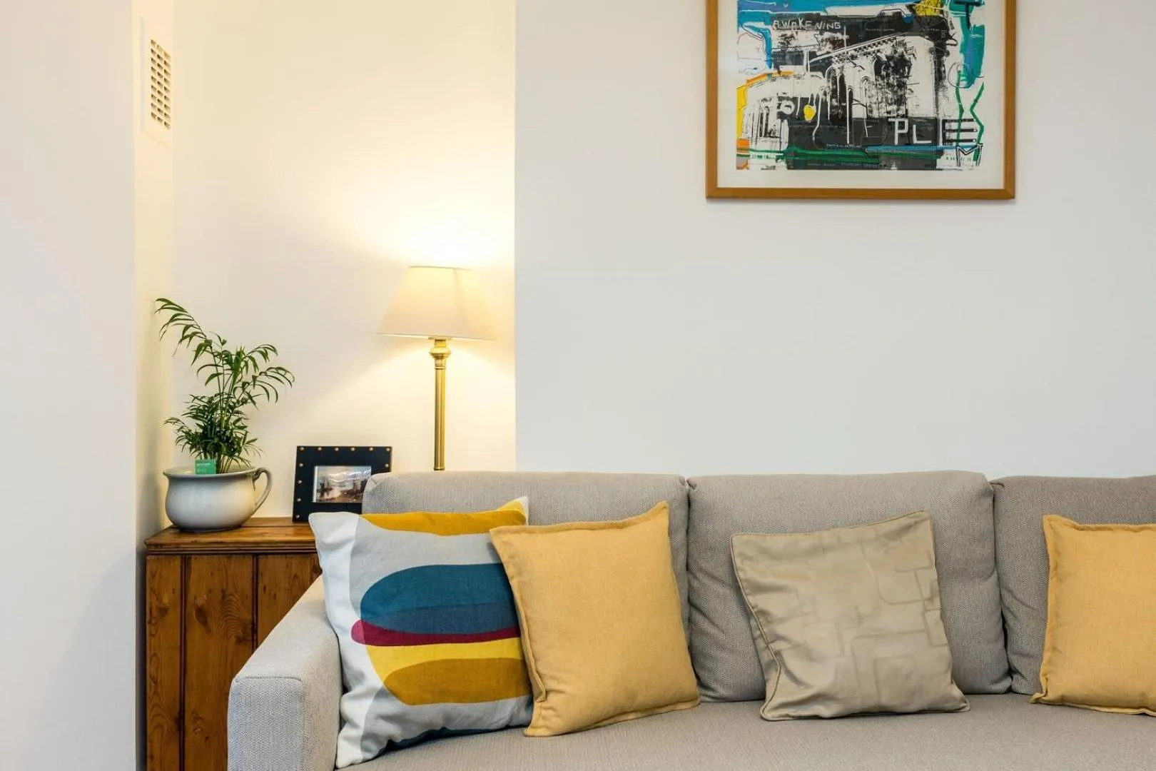 NEW Stylish 1 Bedroom Flat with Garden | London