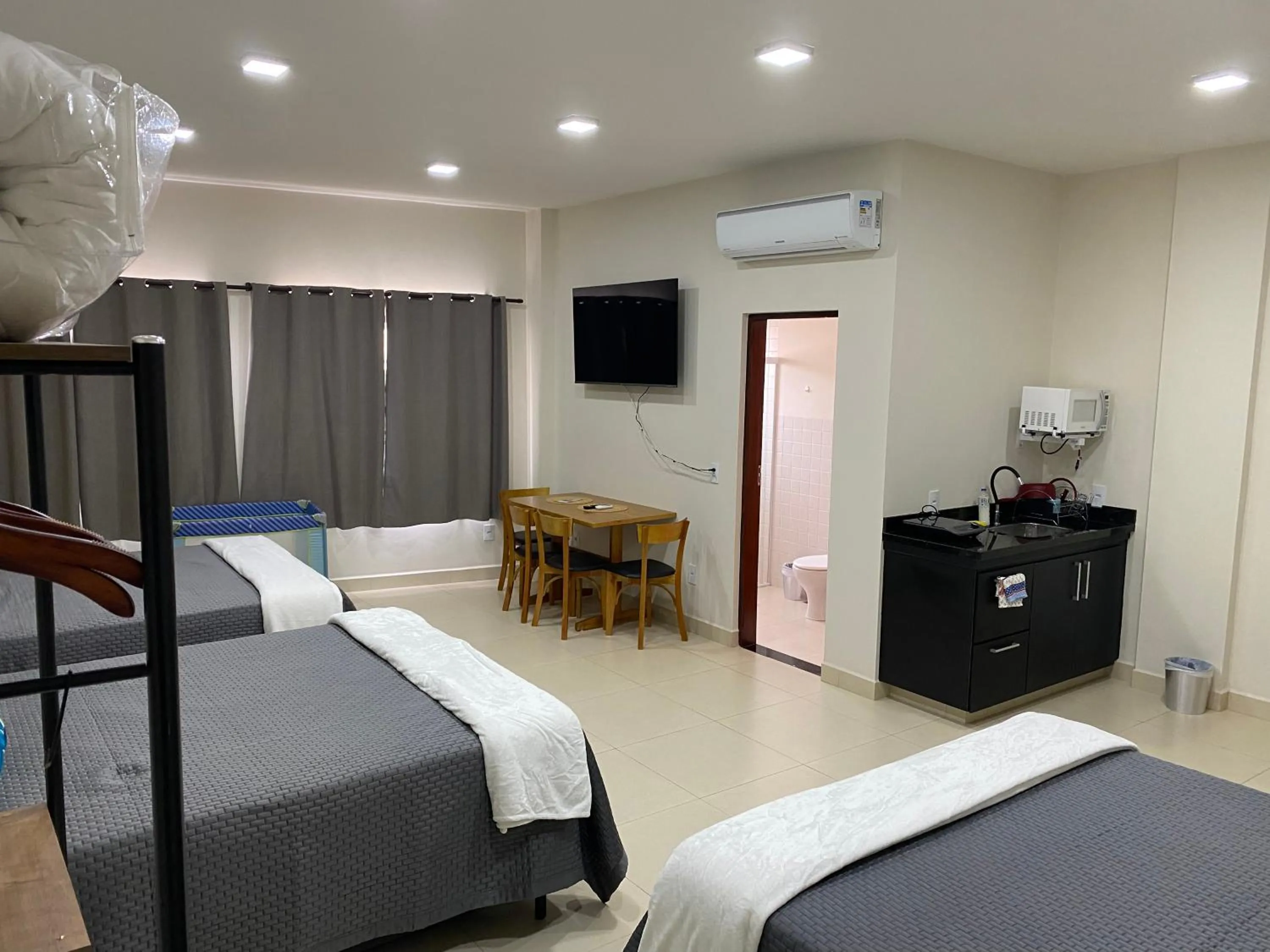 Bed in Hotel Amsterdam Suítes