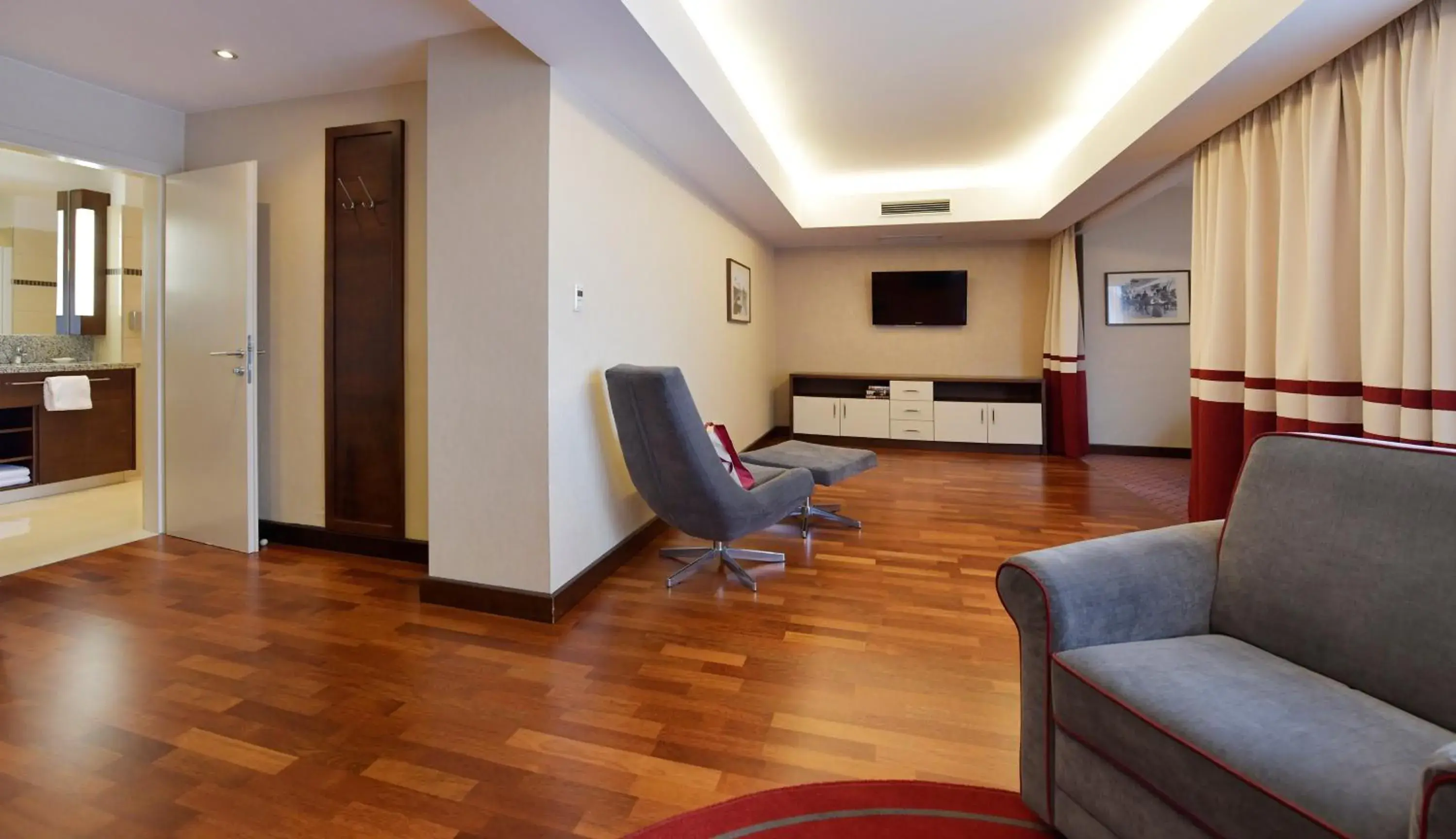 Junior Suite with Balcony - Lake Side in Seehotel Rust Junior Suite with Balcony - Lake Side in Seehotel Rust