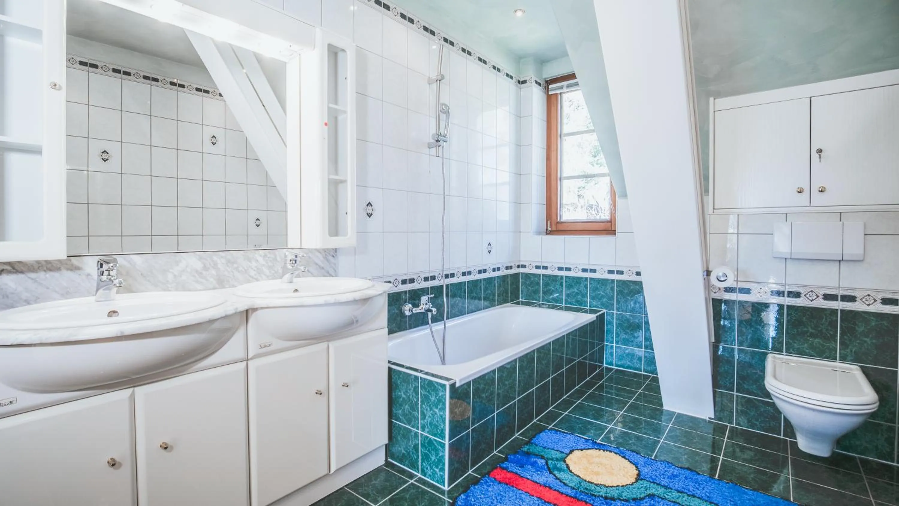 Bathroom in Hotel Kärntnerhof Velden by S4Y