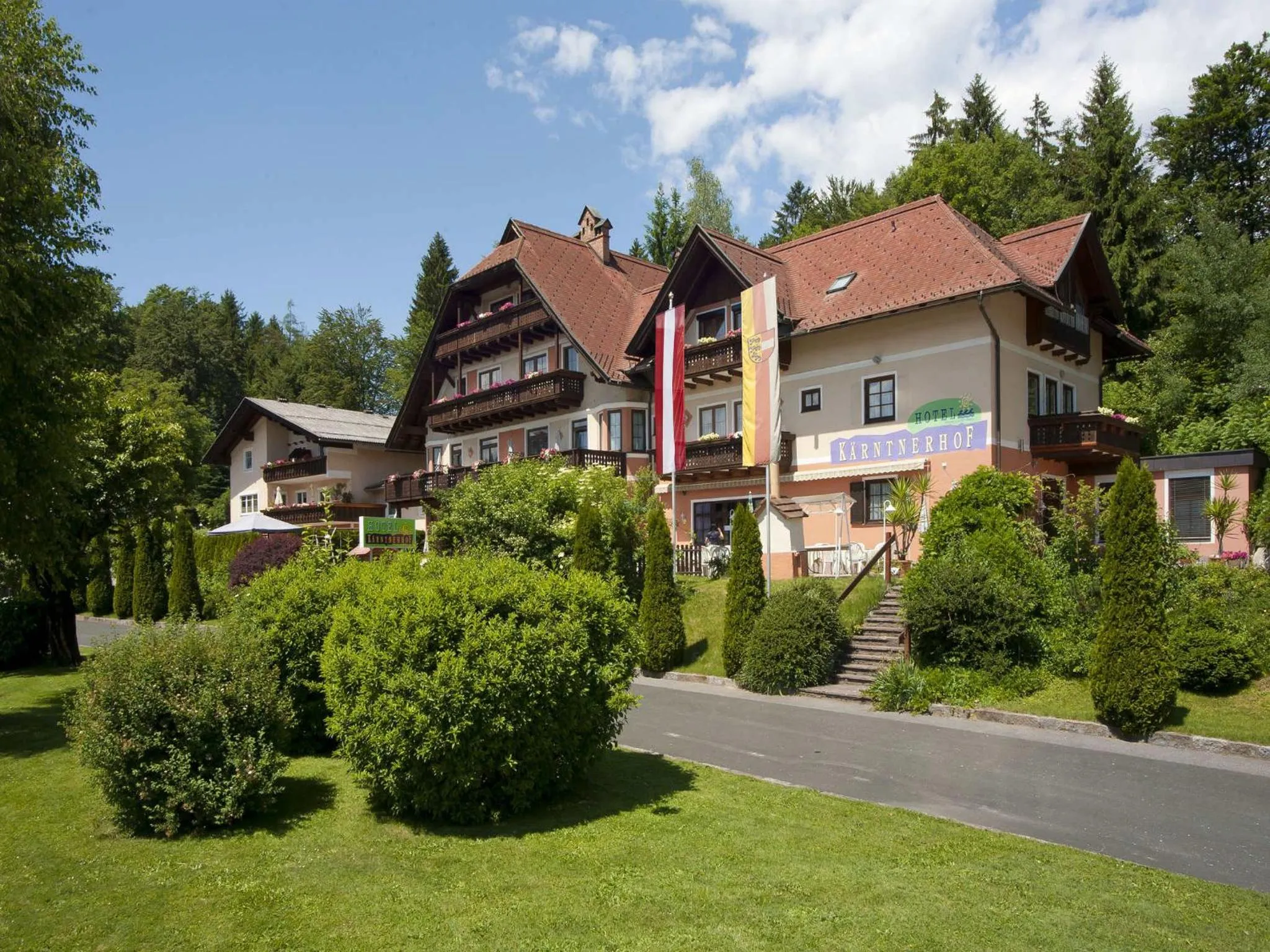 Property building in Hotel Kärntnerhof Velden by S4Y