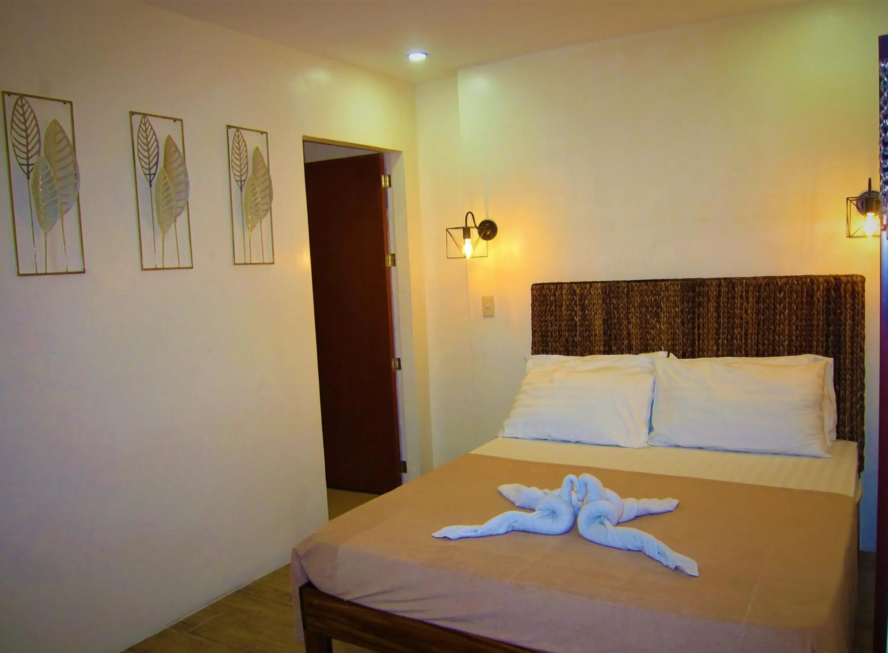 Bedroom, Bed in Thirdys Tourist Inn Bedroom, Bed in Thirdys Tourist Inn