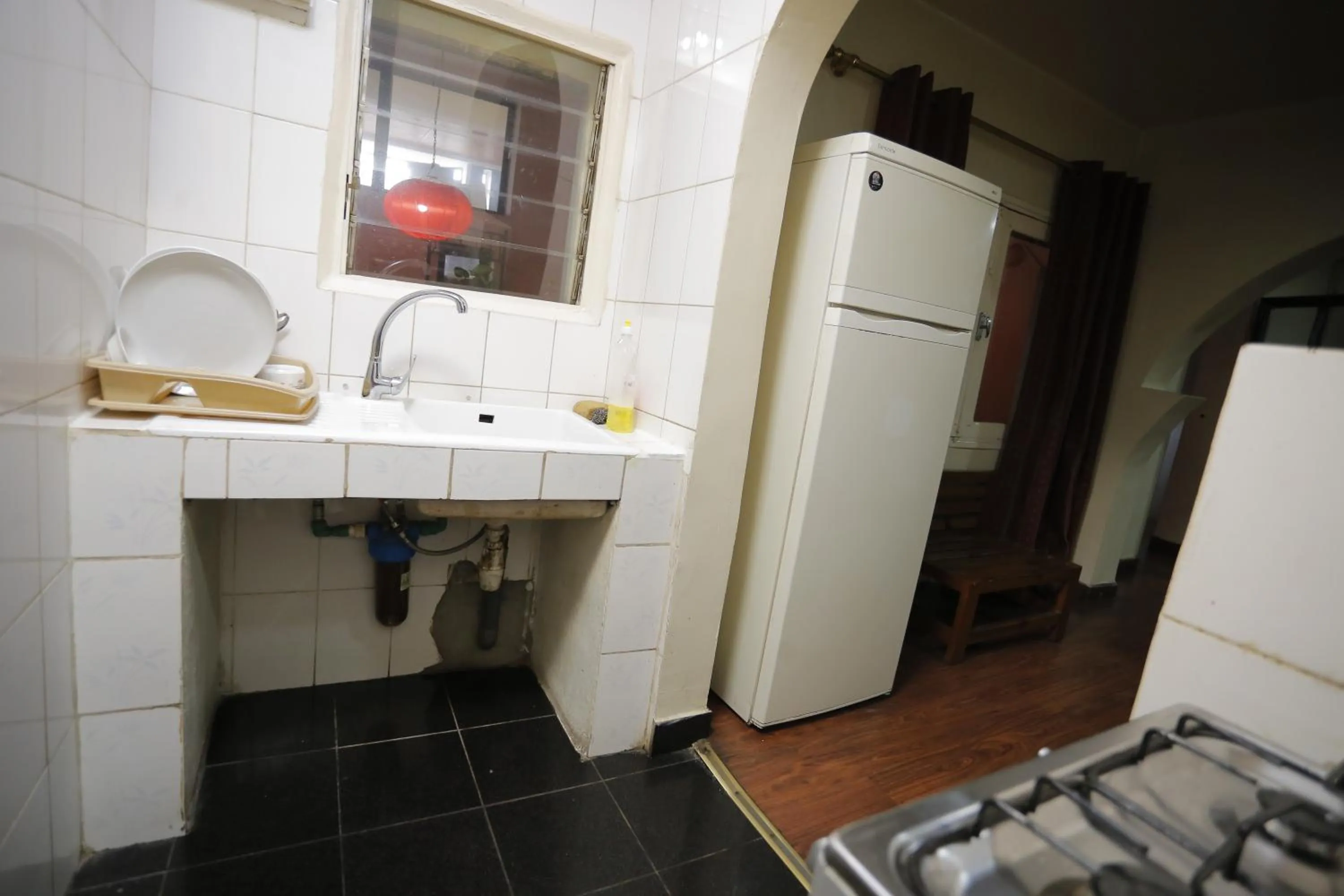 Kitchen or kitchenette in Hotel de L'Avenue - Tana City Centre