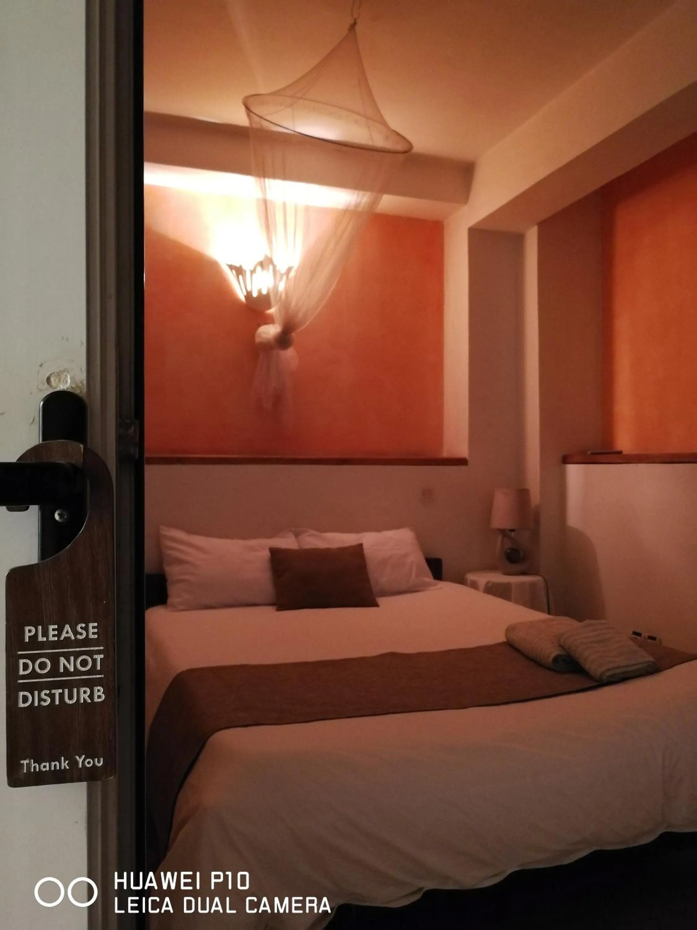 Bedroom, Bed in Hotel de L'Avenue - Tana City Centre