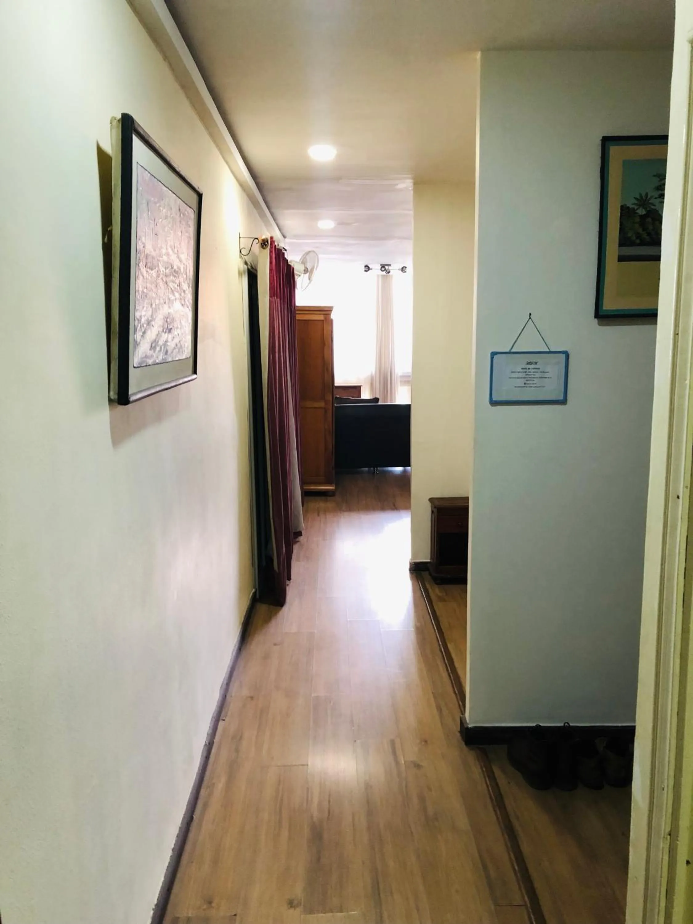 TV and multimedia in Hotel de L'Avenue - Tana City Centre