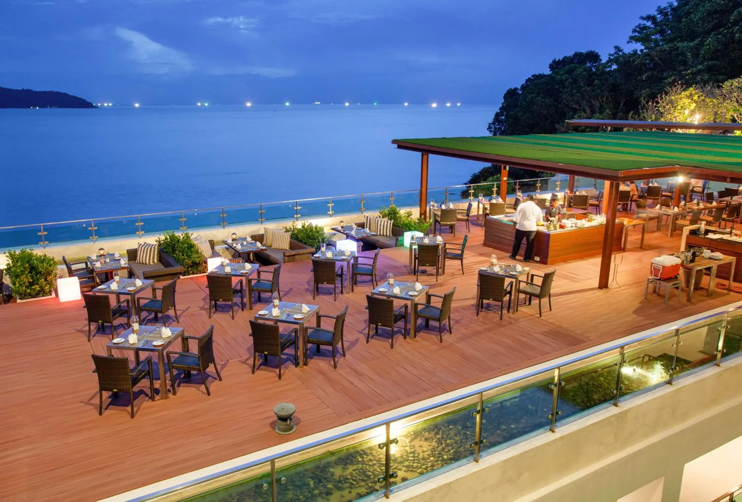 Restaurant/places to eat in Zenmaya Oceanfront Phuket, Trademark Collection by Wyndham Restaurant/places to eat in Zenmaya Oceanfront Phuket, Trademark Collection by Wyndham