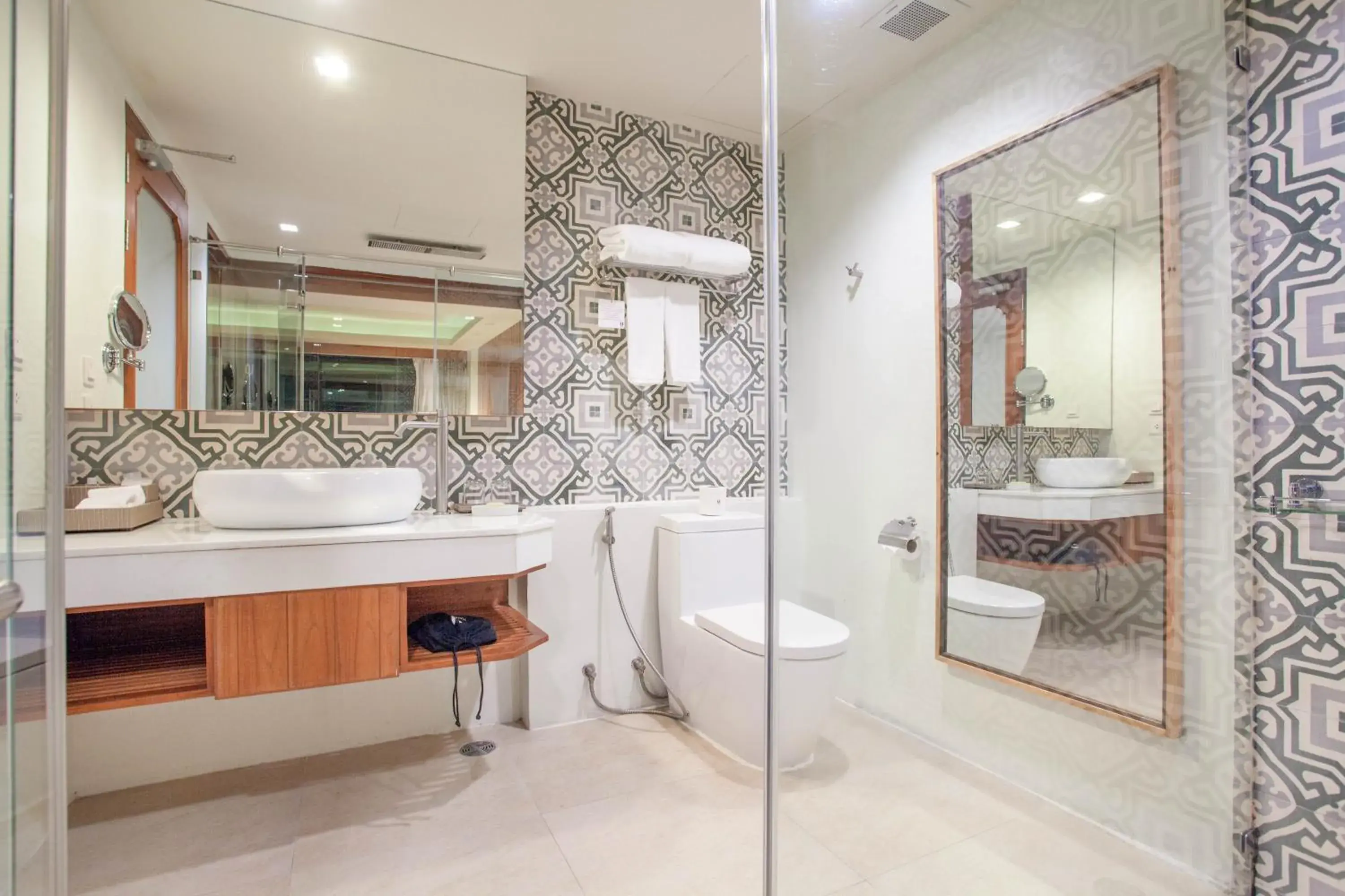 Bathroom in Zenmaya Oceanfront Phuket, Trademark Collection by Wyndham Bathroom in Zenmaya Oceanfront Phuket, Trademark Collection by Wyndham