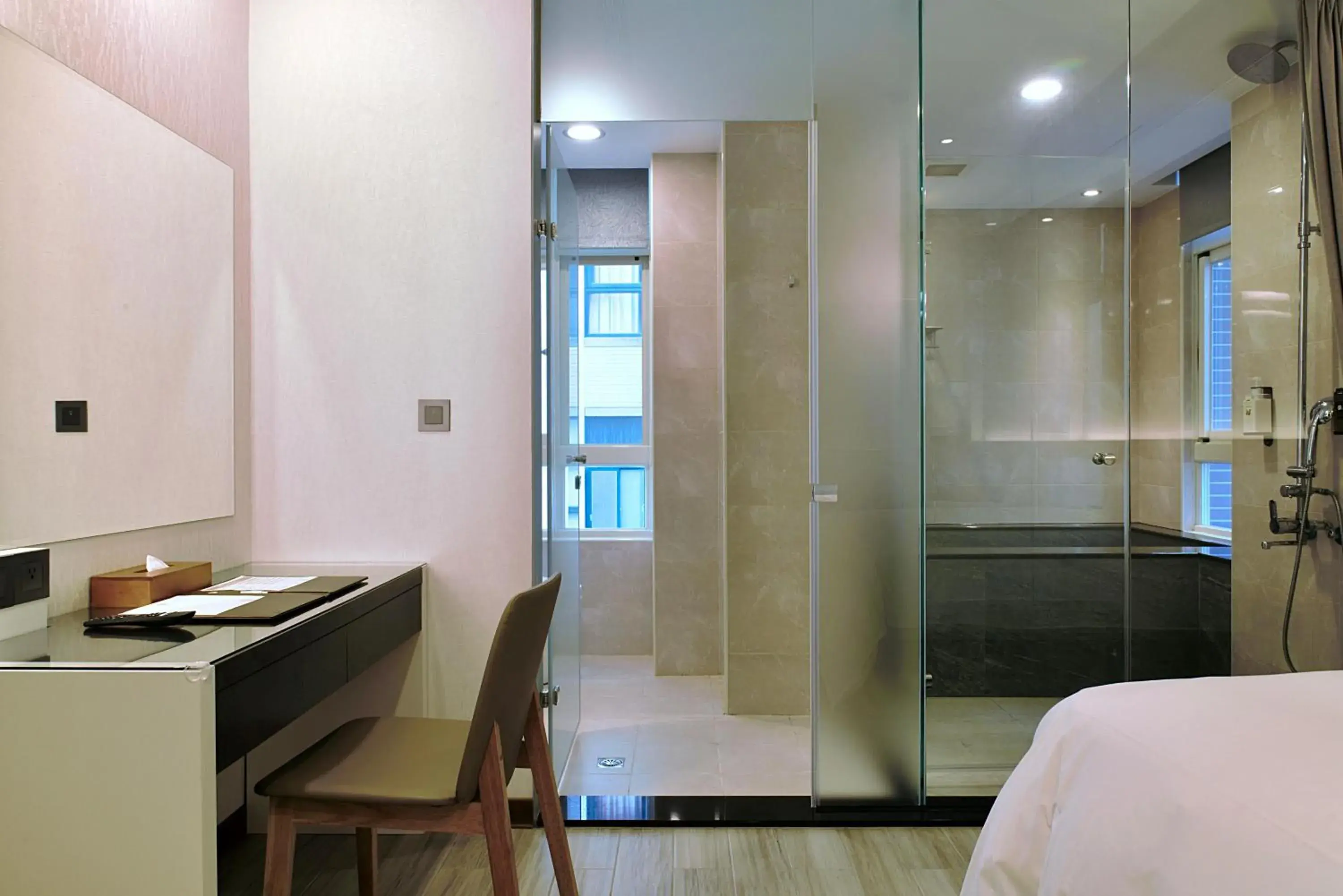 Deluxe Double Room in Muen Yuan Dong Hot Spring Hotel Deluxe Double Room in Muen Yuan Dong Hot Spring Hotel