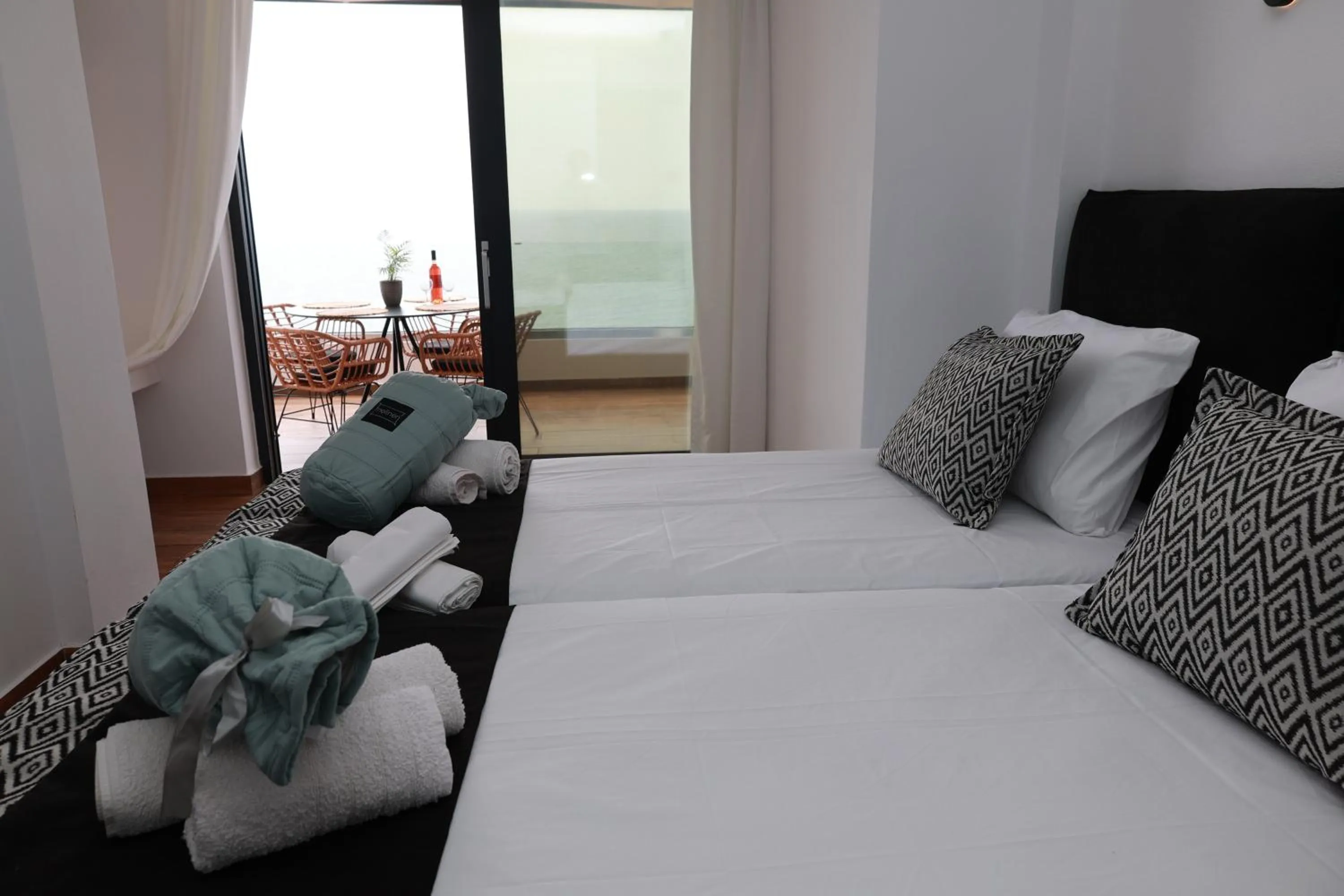 Bed in Paris-Irini Studios And Apartments