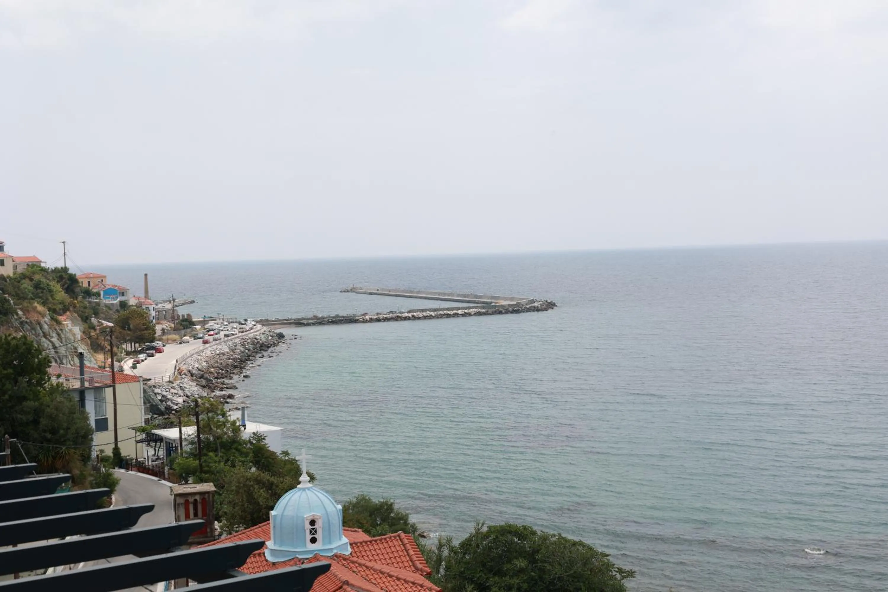 Paris-Irini Studios And Apartments