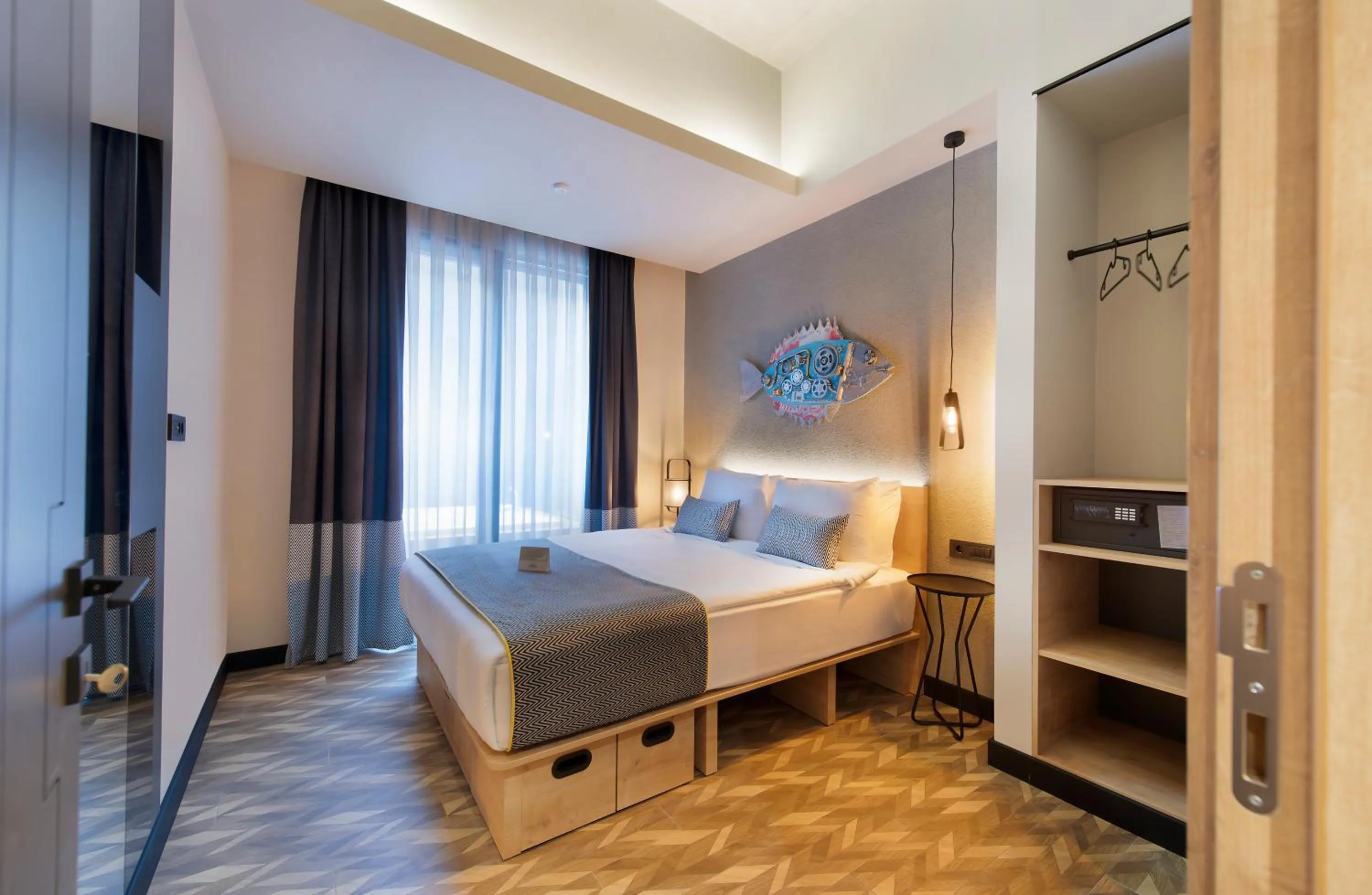 Bed in Trend Suites CYCLE