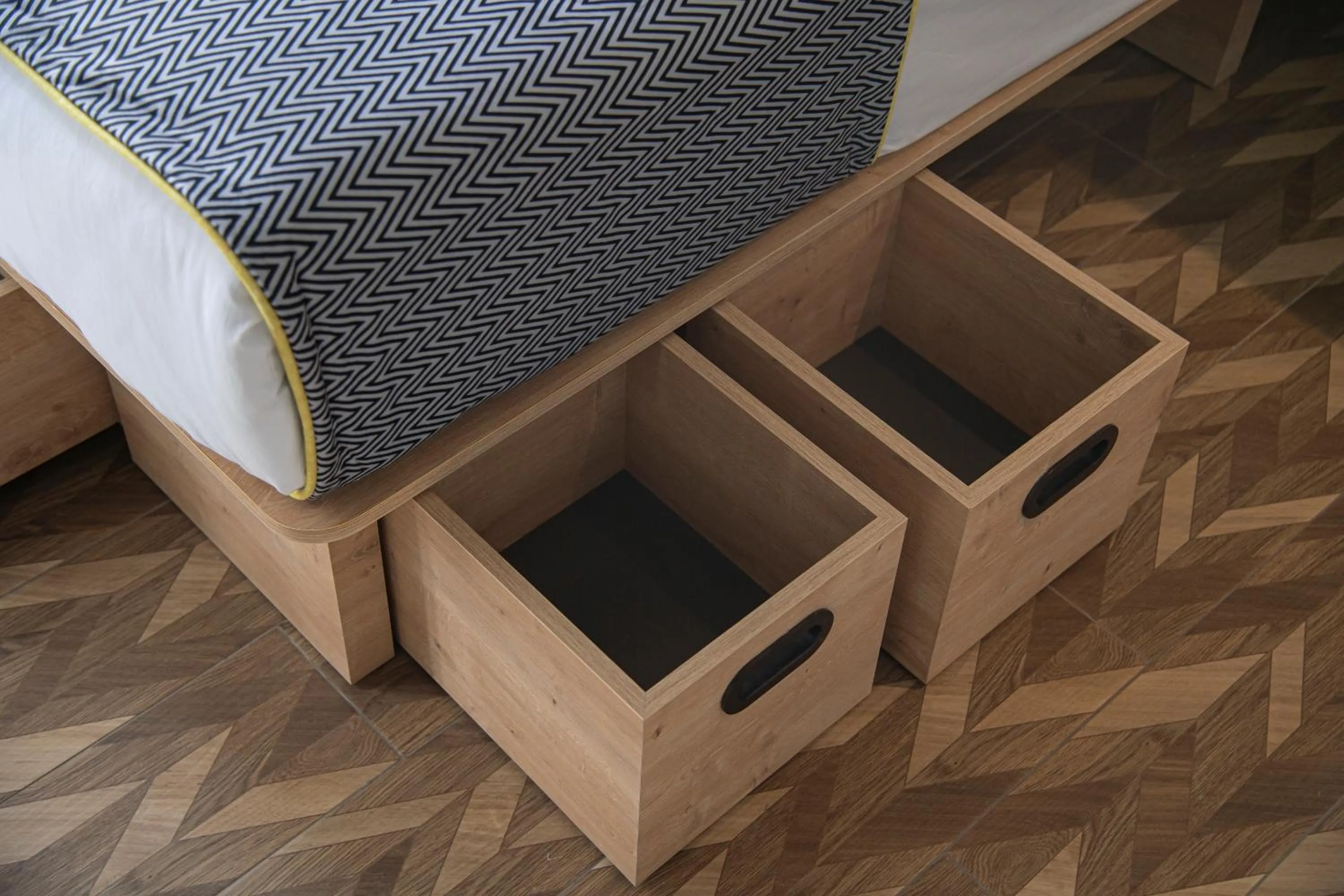 Bed in Trend Suites CYCLE