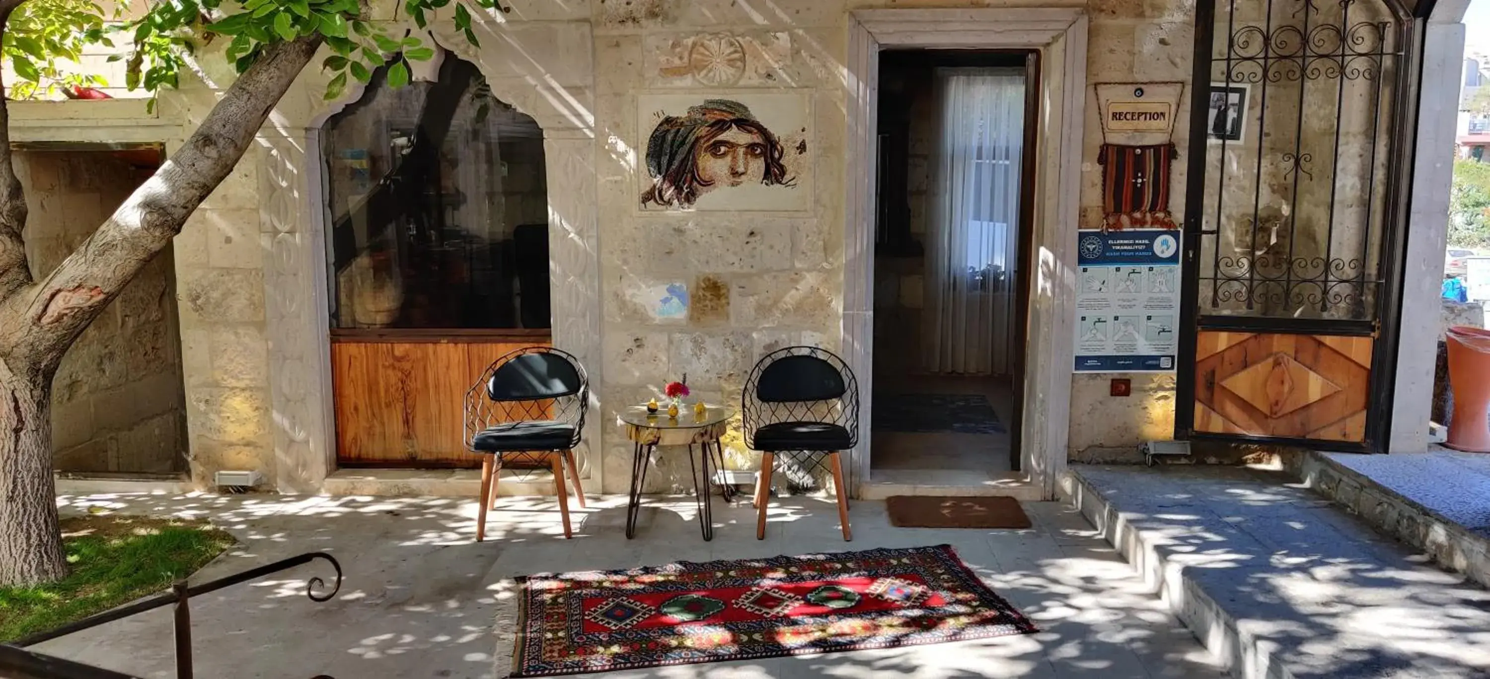 Lobby or reception in Sarnich Cave Suites Lobby or reception in Sarnich Cave Suites