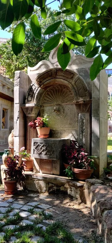 Property building in Sarnich Cave Suites