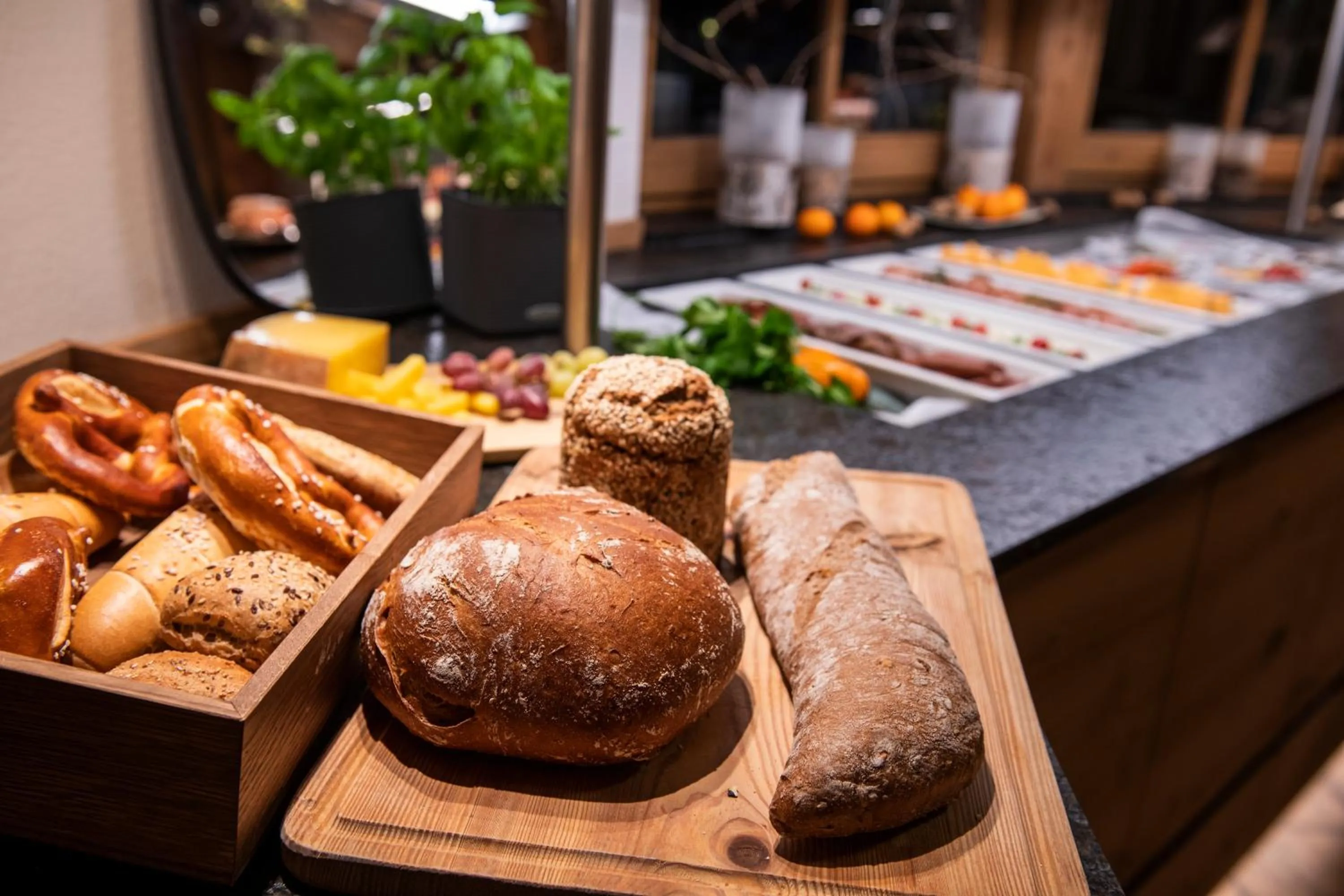 Restaurant/places to eat in das Alois 4 Sterne Superior