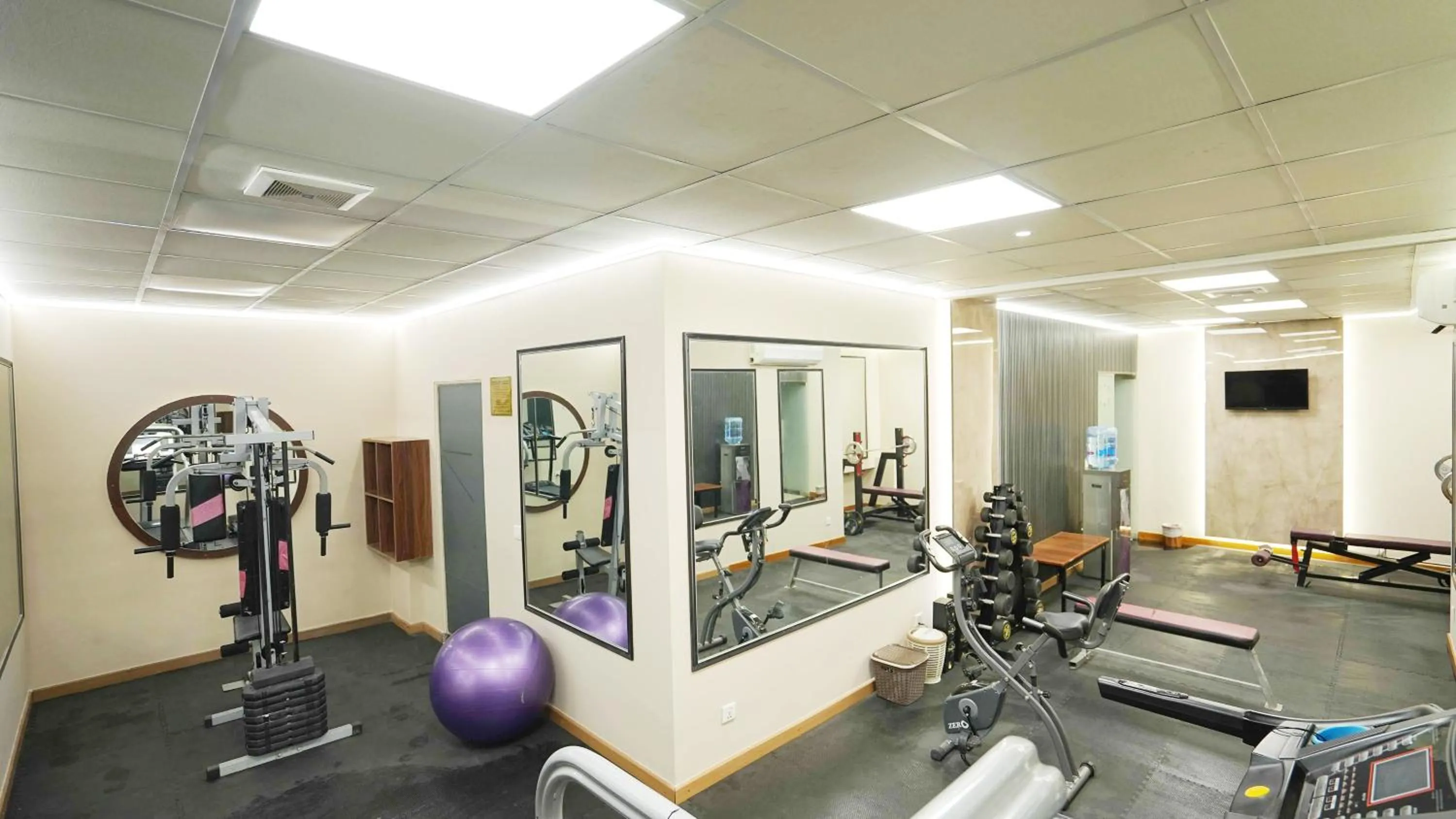 Fitness centre/facilities in Best Western Plus Grand Multan