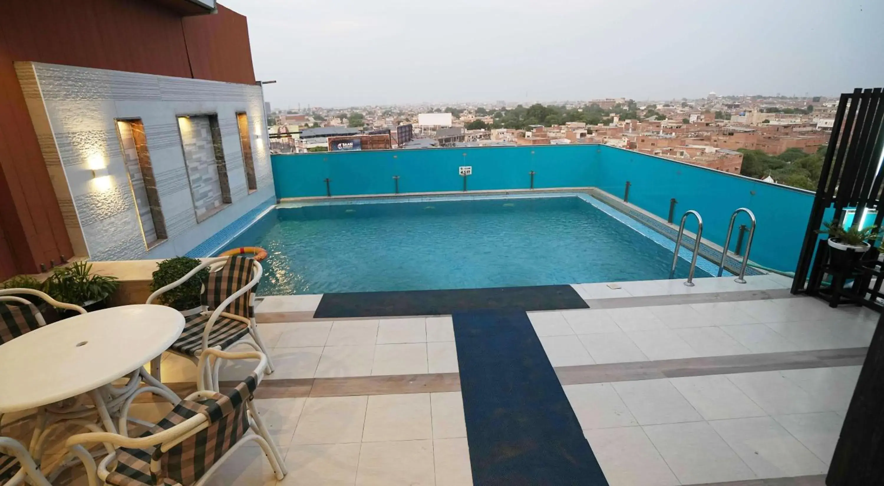 Swimming pool in Best Western Plus Grand Multan Swimming pool in Best Western Plus Grand Multan