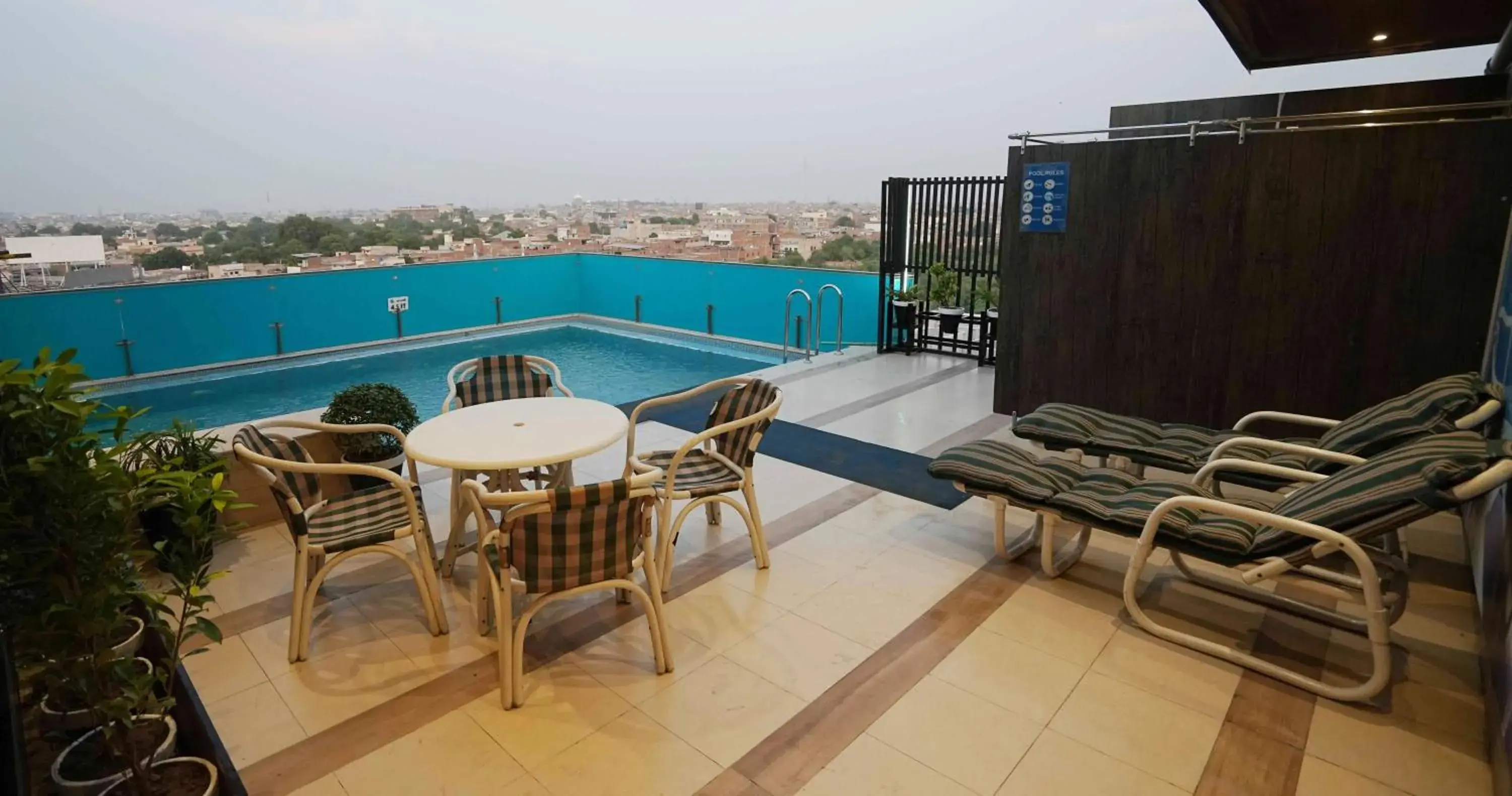 Swimming pool in Best Western Plus Grand Multan Swimming pool in Best Western Plus Grand Multan