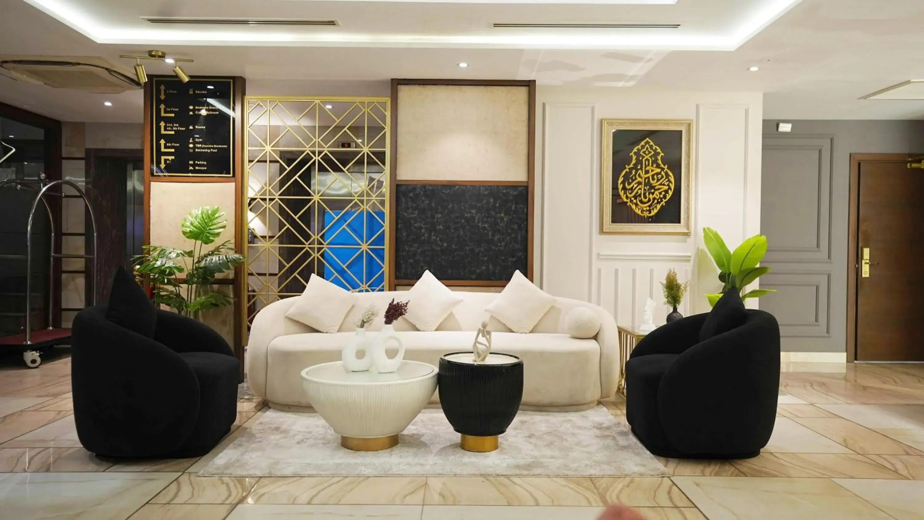 Lobby or reception in Best Western Plus Grand Multan Lobby or reception in Best Western Plus Grand Multan