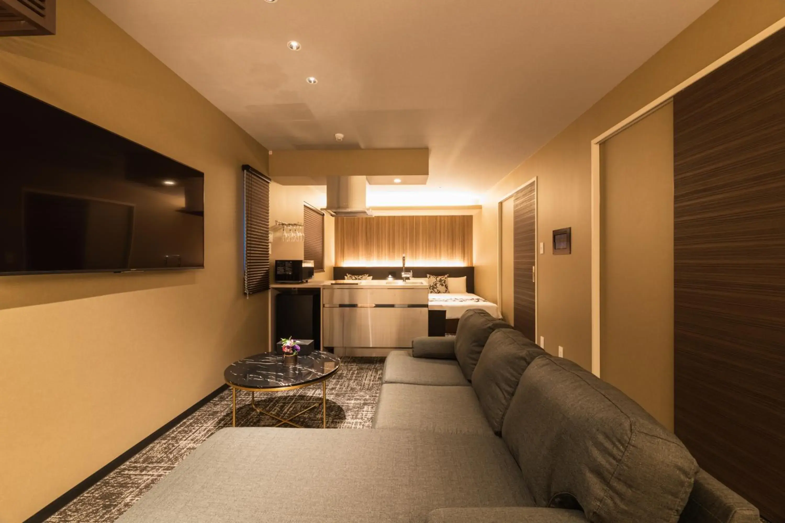 Photo of the whole room in GRAND BASE Kagoshima Chuo Photo of the whole room in GRAND BASE Kagoshima Chuo