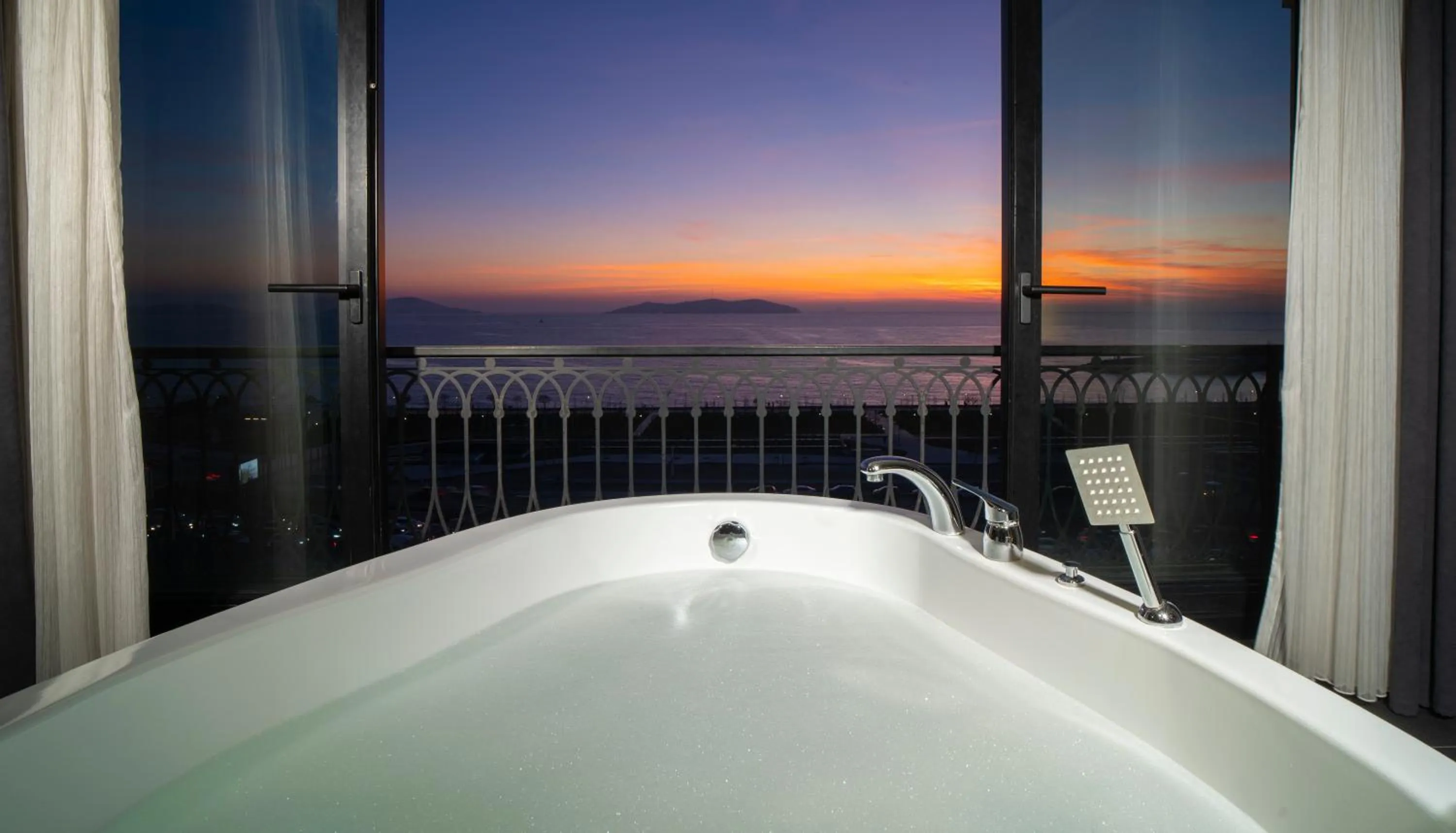 Sea view in La Cielo Hotel Bostancı