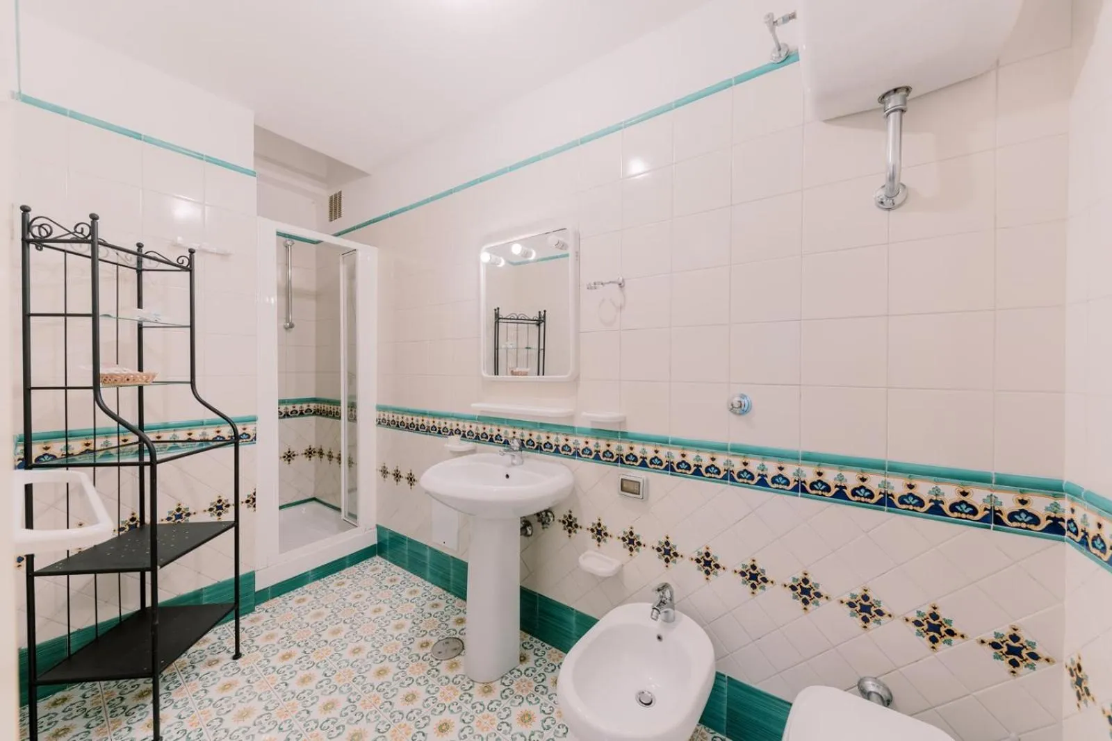 Bathroom in Residence Villa Rosa