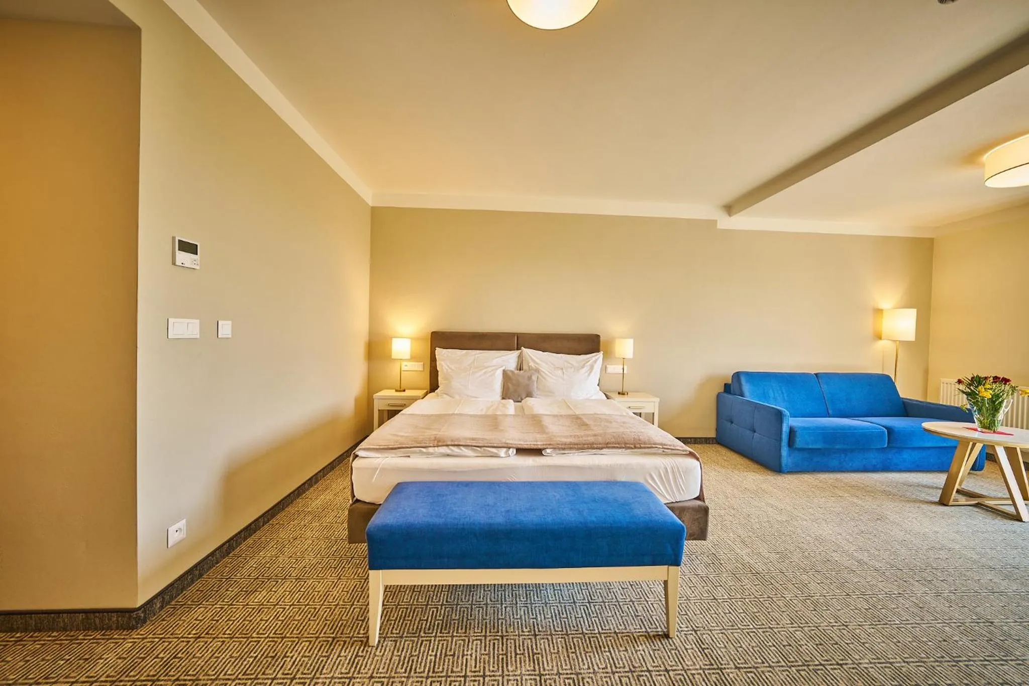 Bedroom, Bed in Wellness Hotel Queens