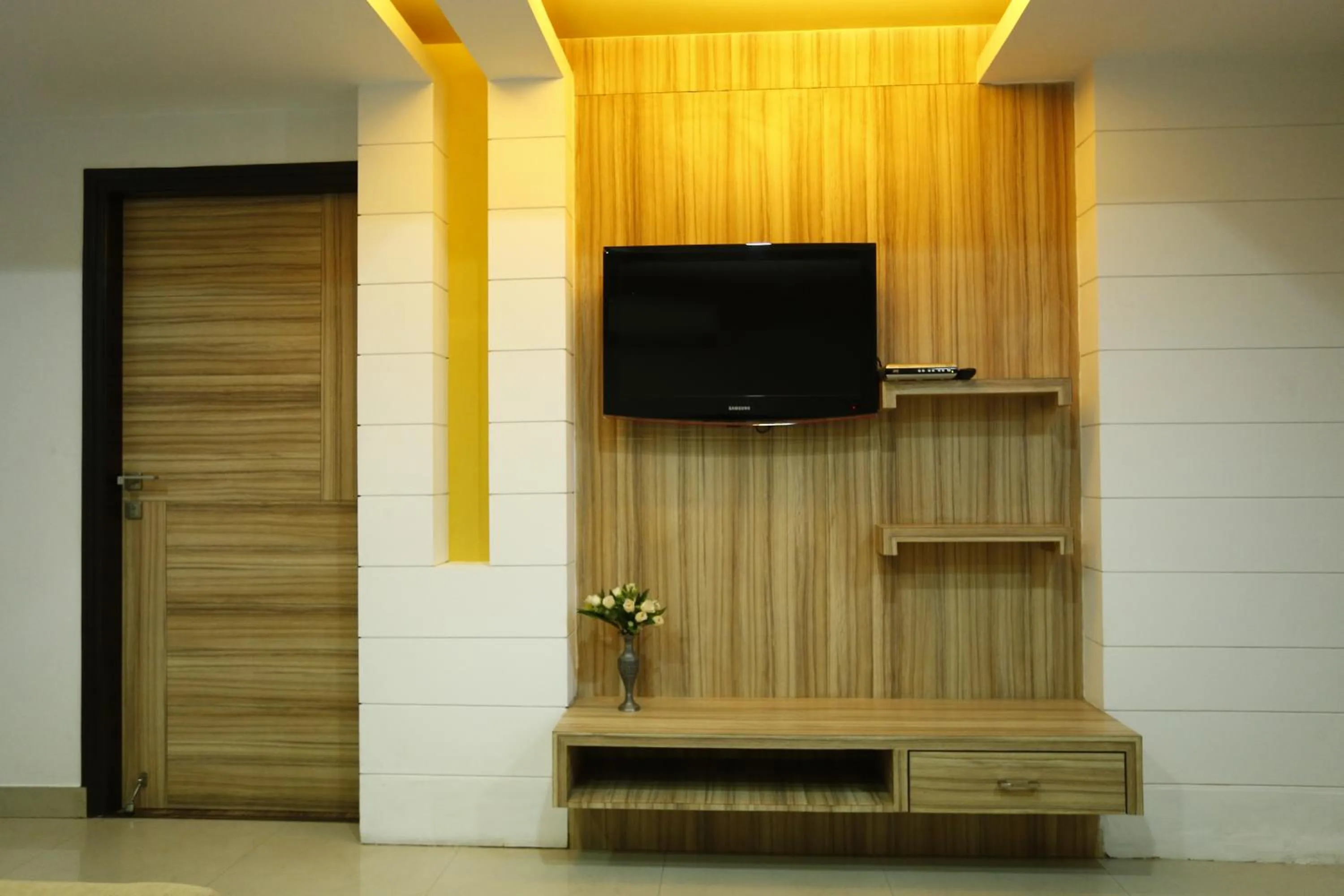 TV and multimedia in Hotel City Centre Residency