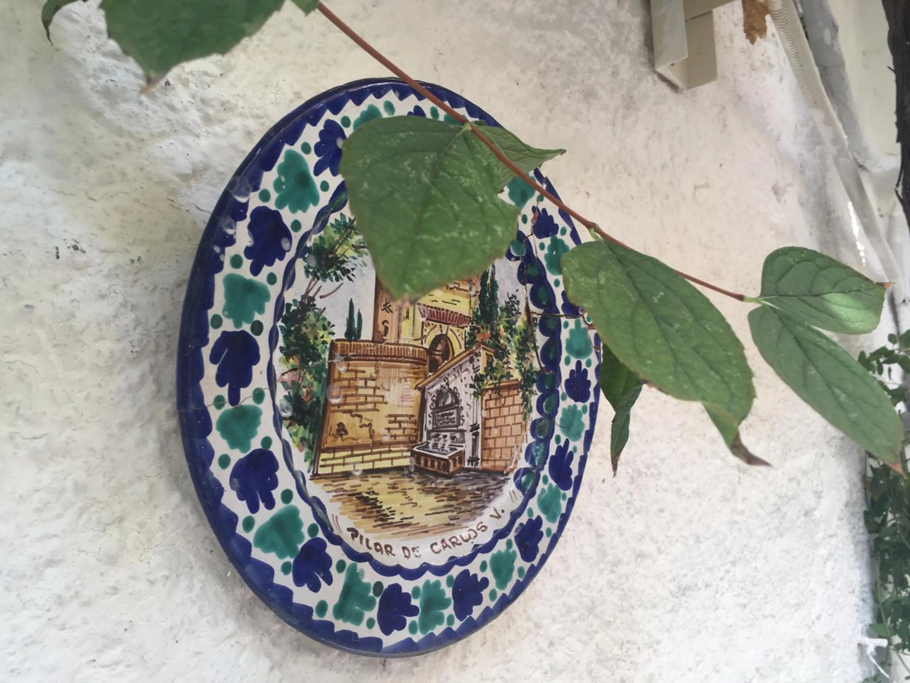Decorative detail in Patio Granada
