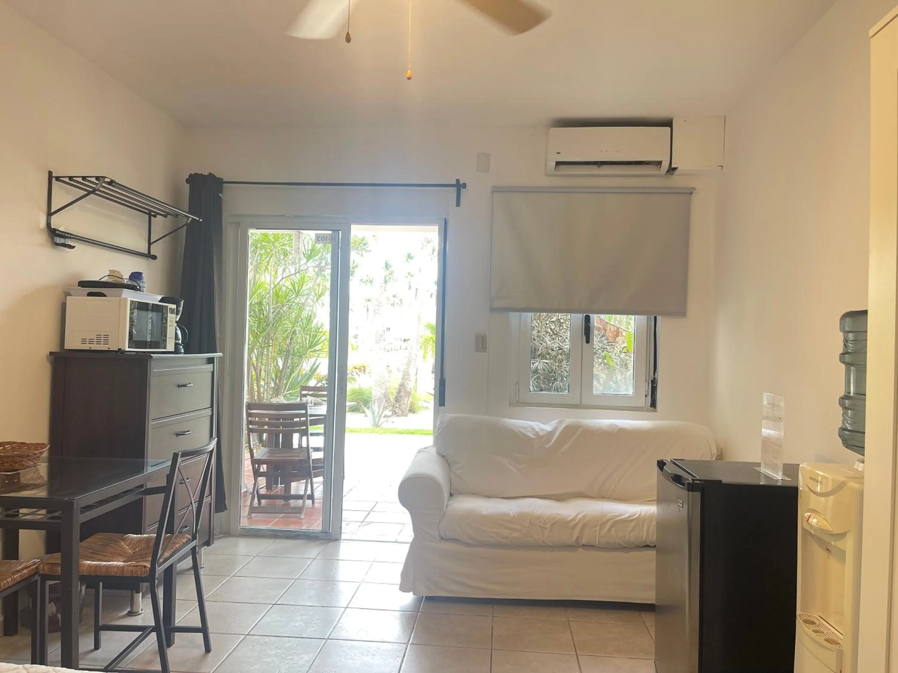 Living room in Stanza Mare Beach Front