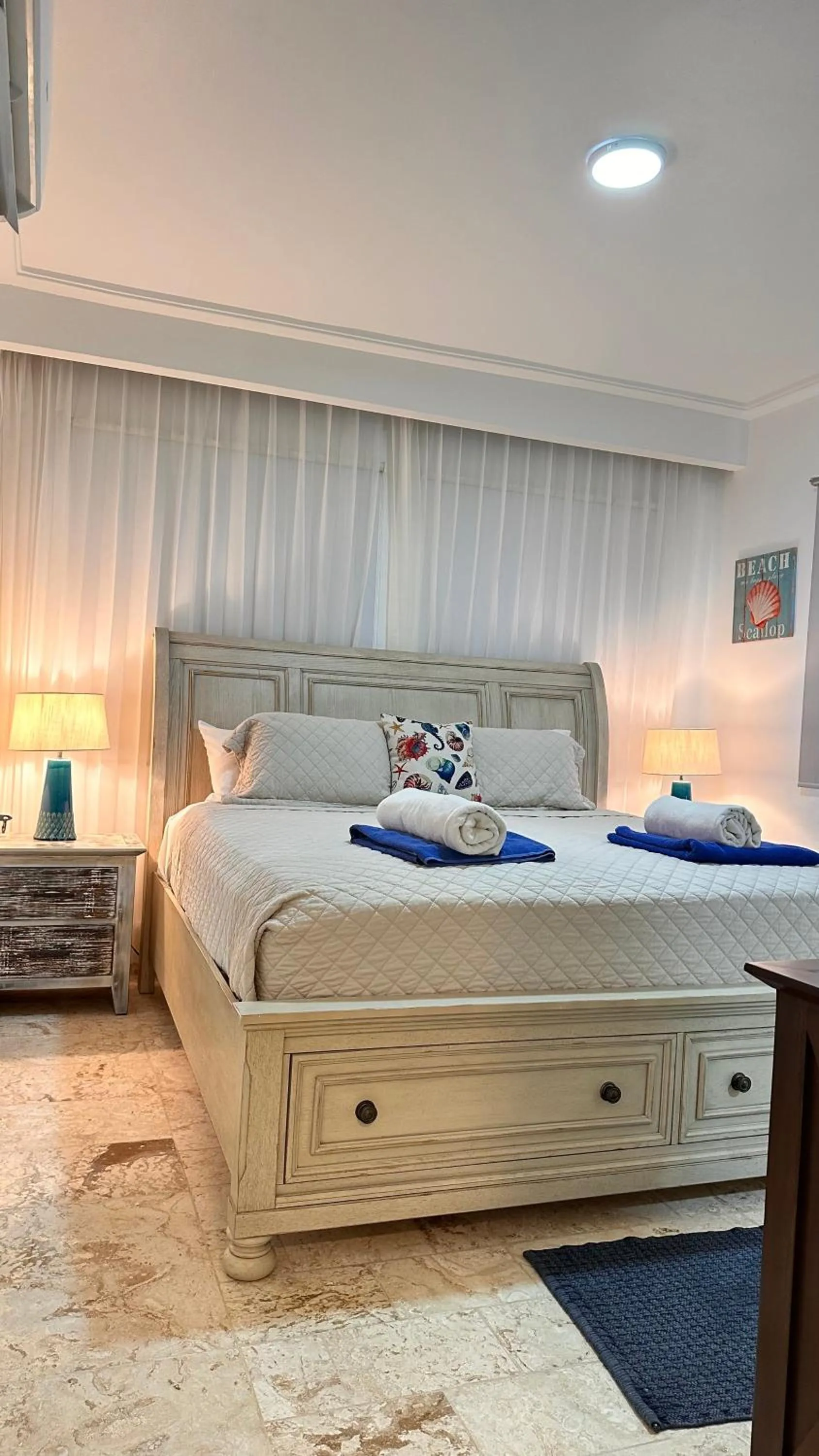 Bed in Stanza Mare Beach Front