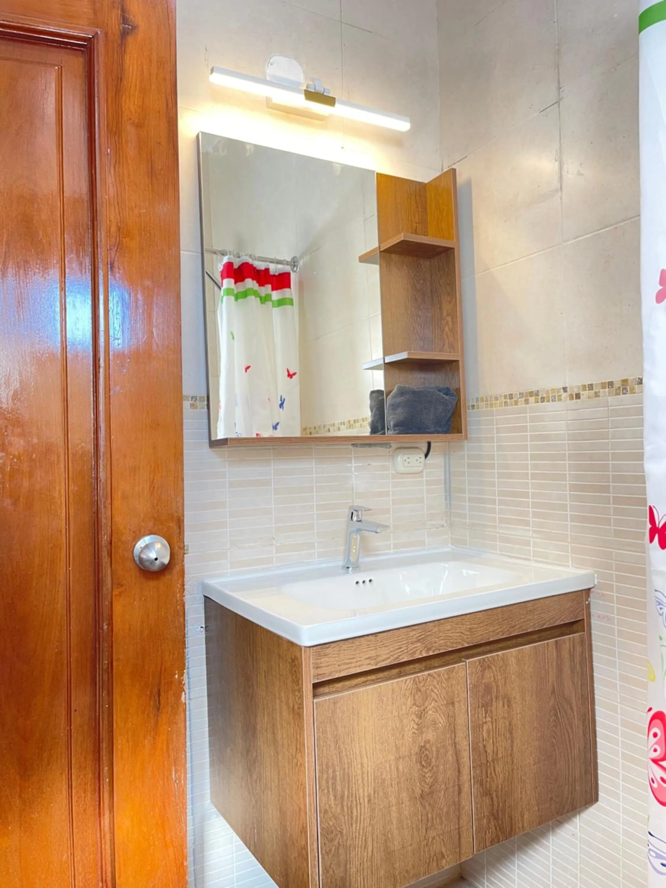 Bathroom in Stanza Mare Beach Front