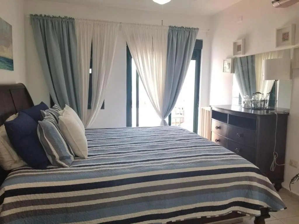 Bed in Stanza Mare Beach Front