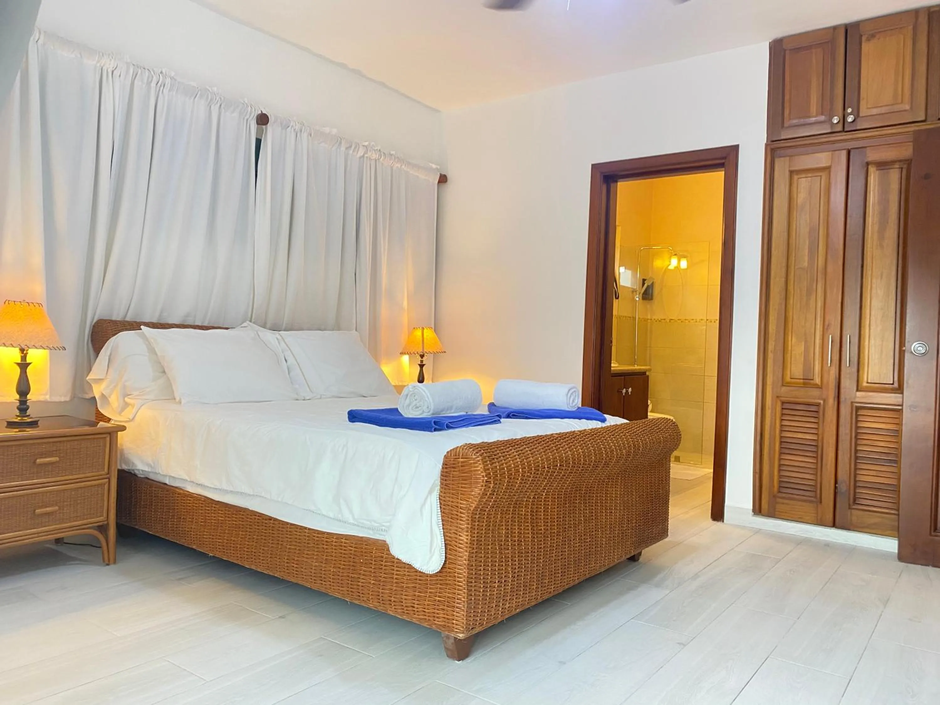Bed in Stanza Mare Beach Front