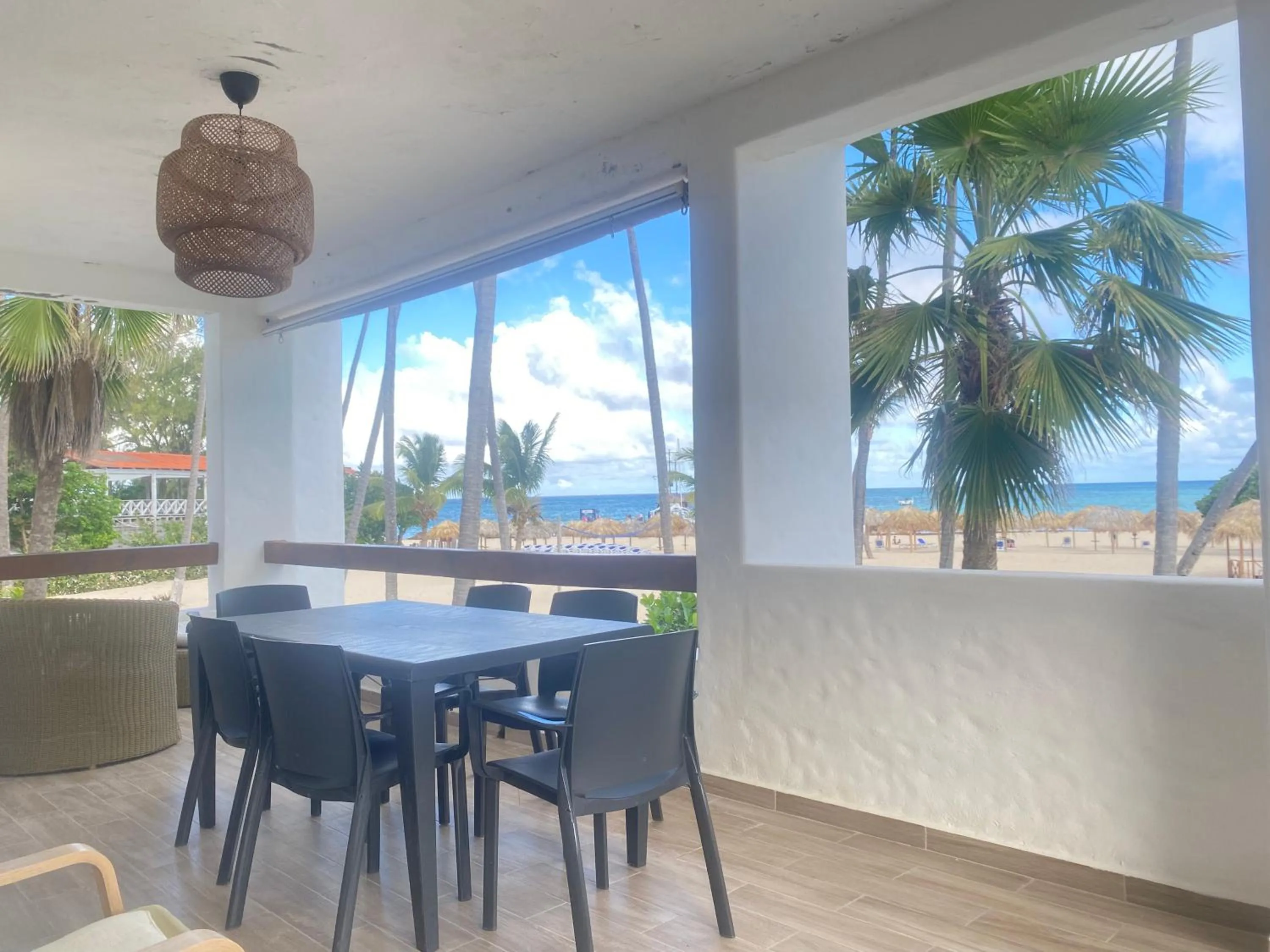 Day in Stanza Mare Beach Front