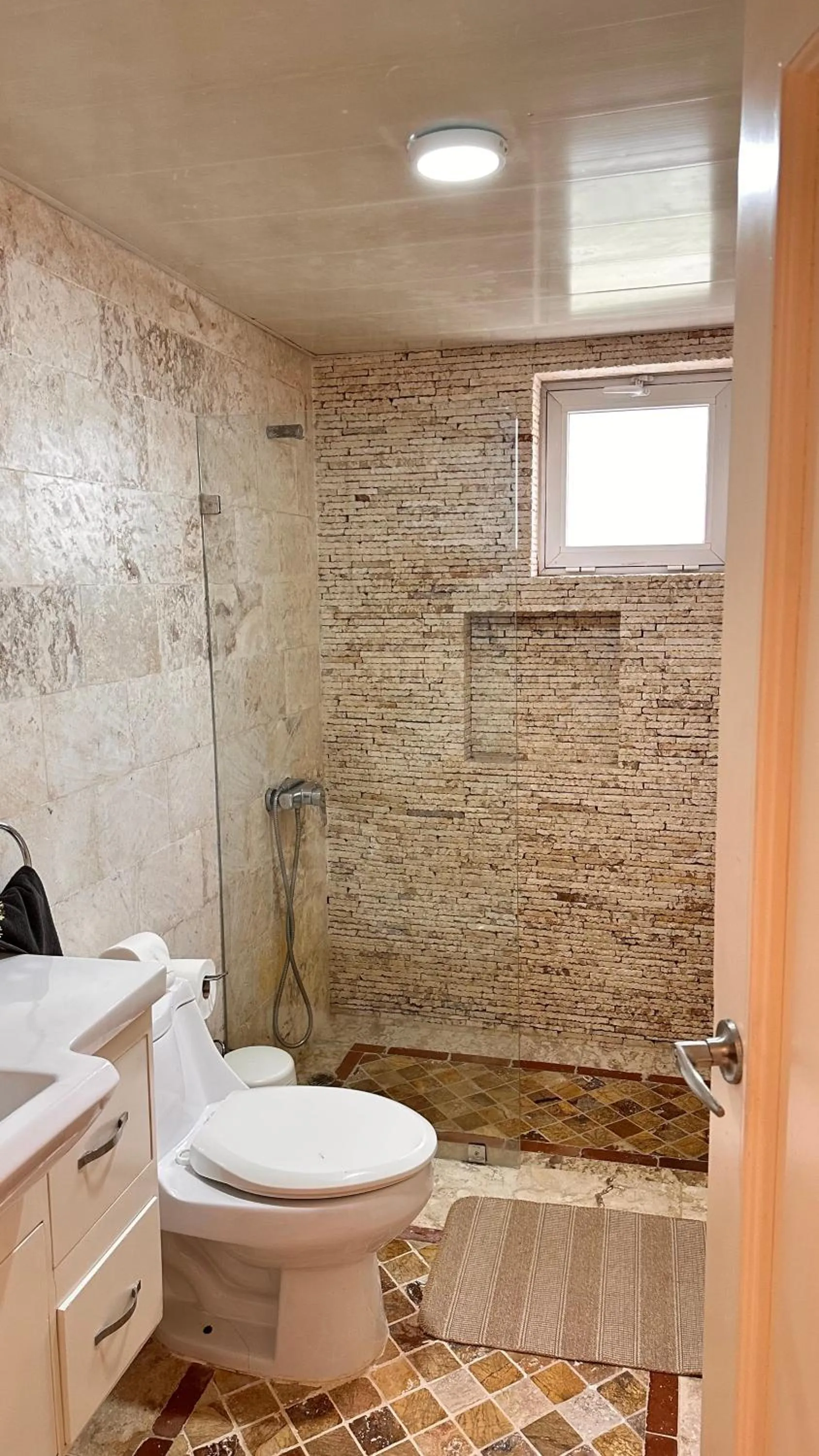 Shower in Stanza Mare Beach Front