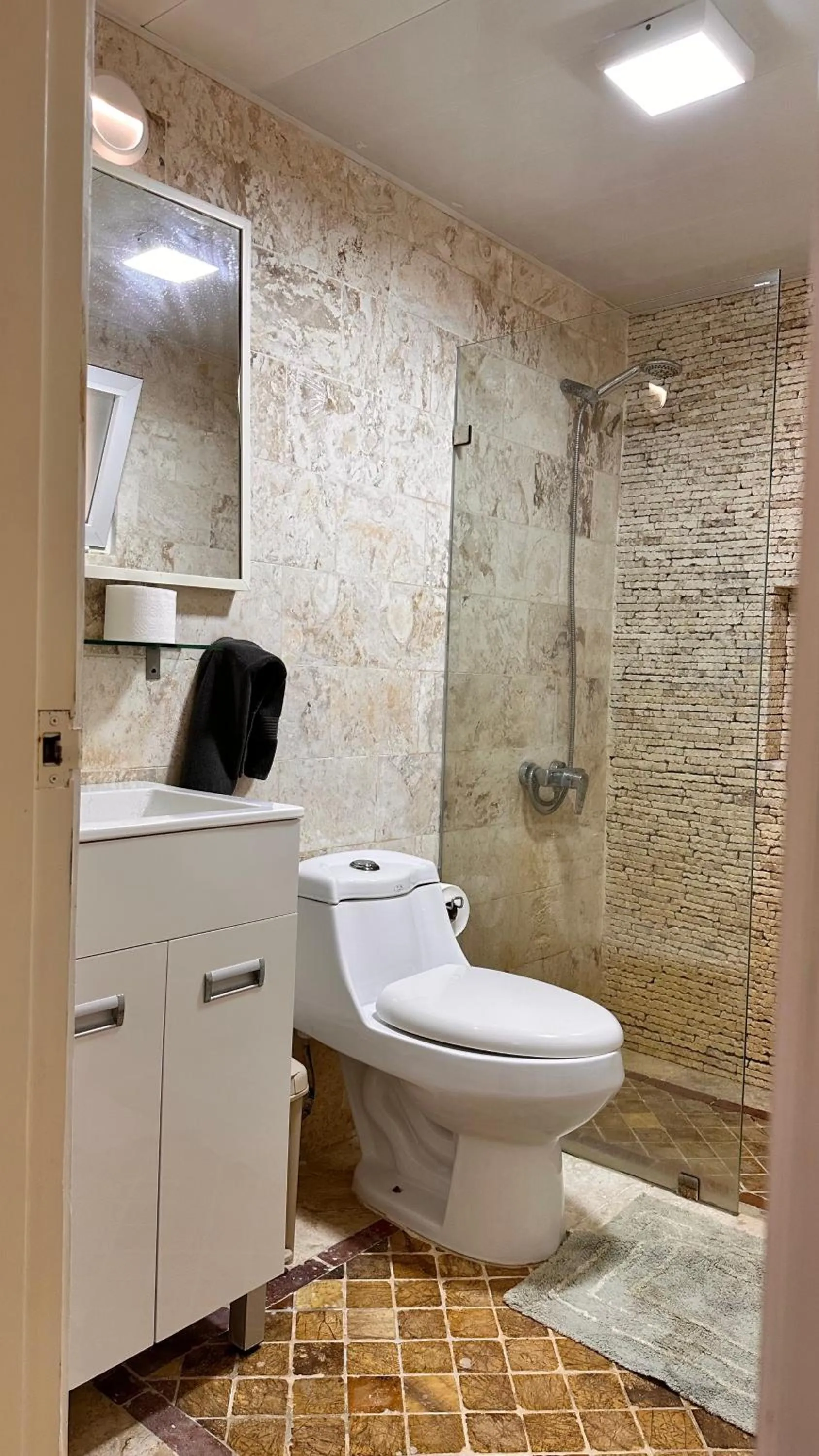 Shower in Stanza Mare Beach Front