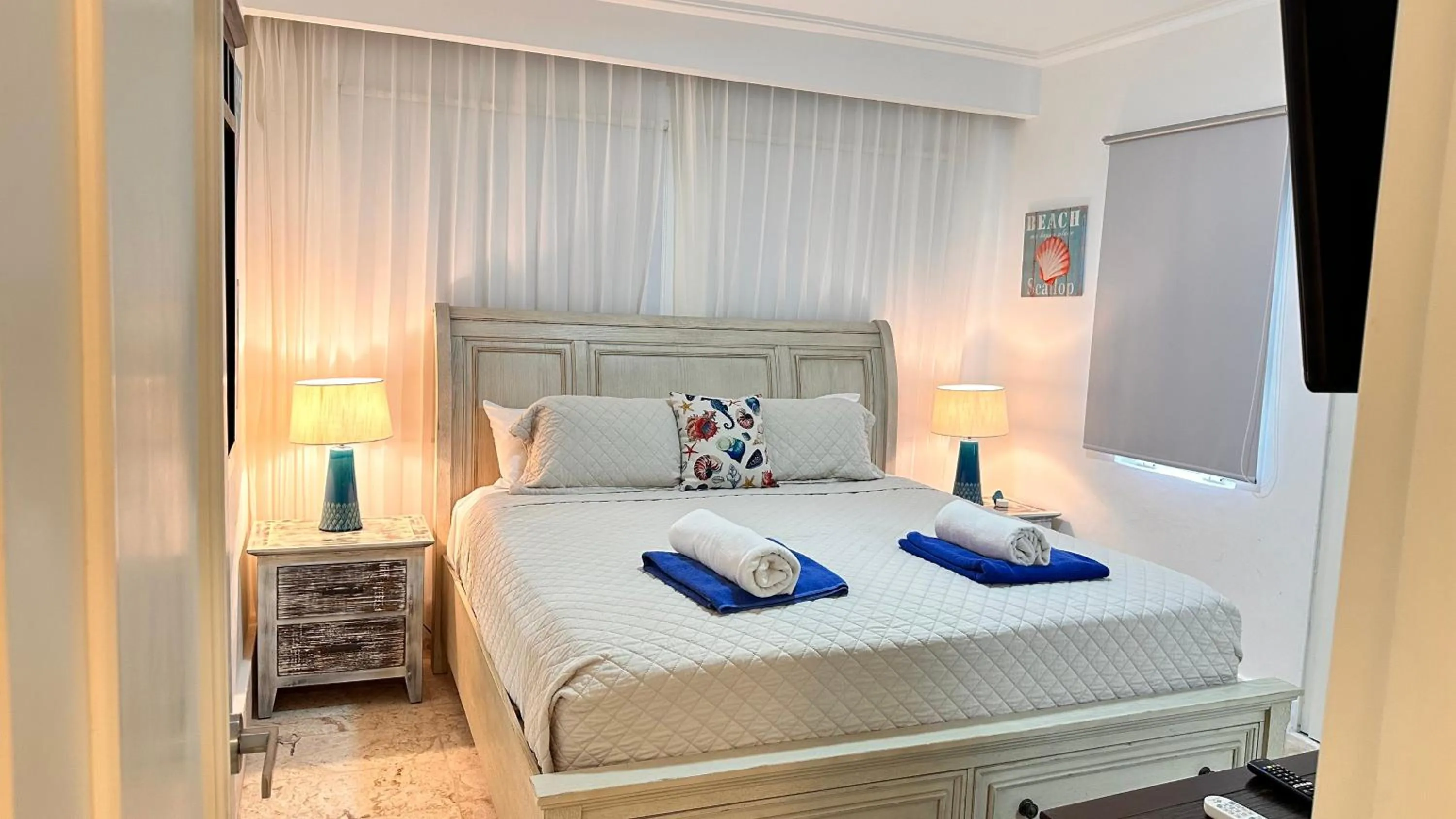 Bed in Stanza Mare Beach Front