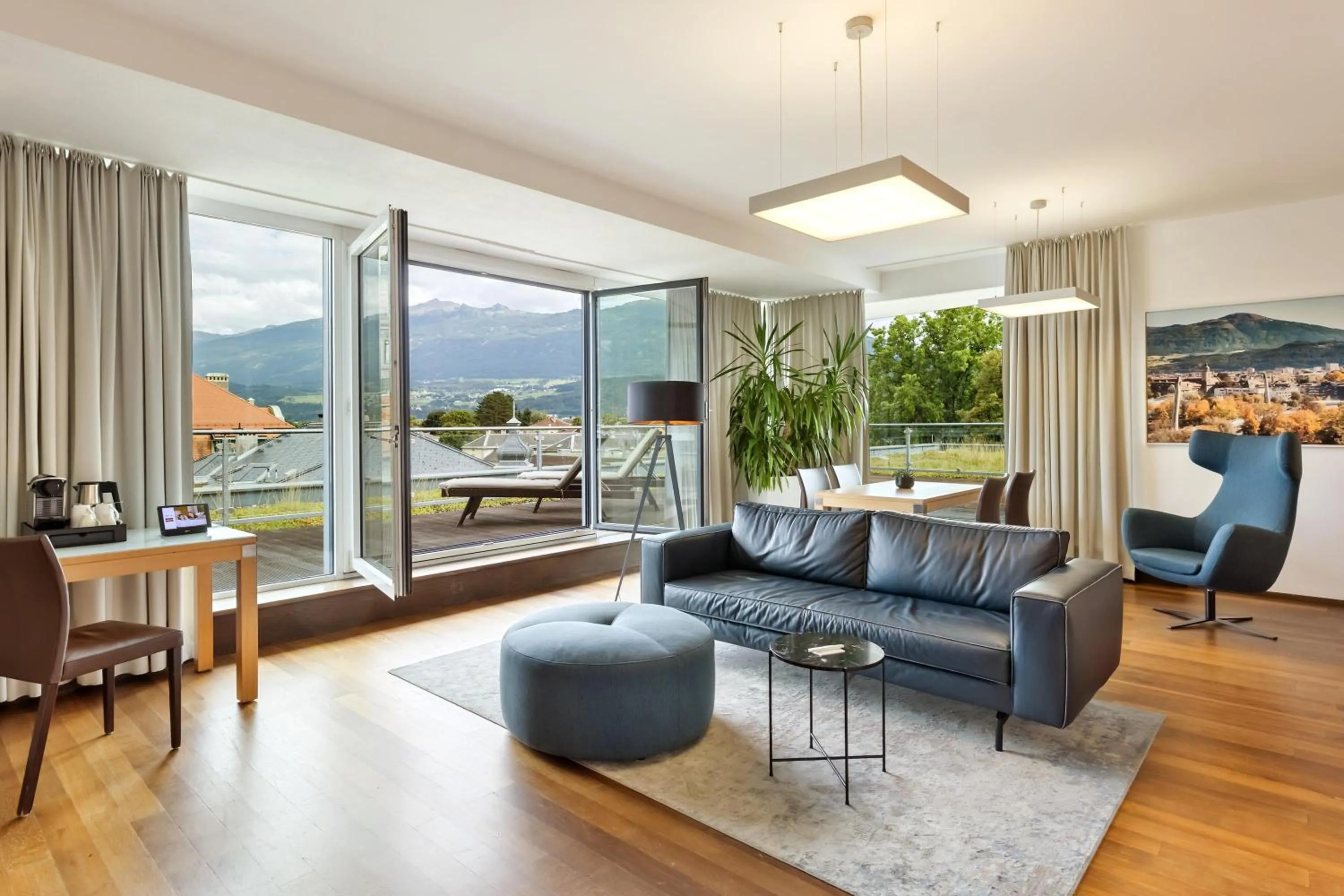 Bed in Austria Trend Hotel Congress Innsbruck